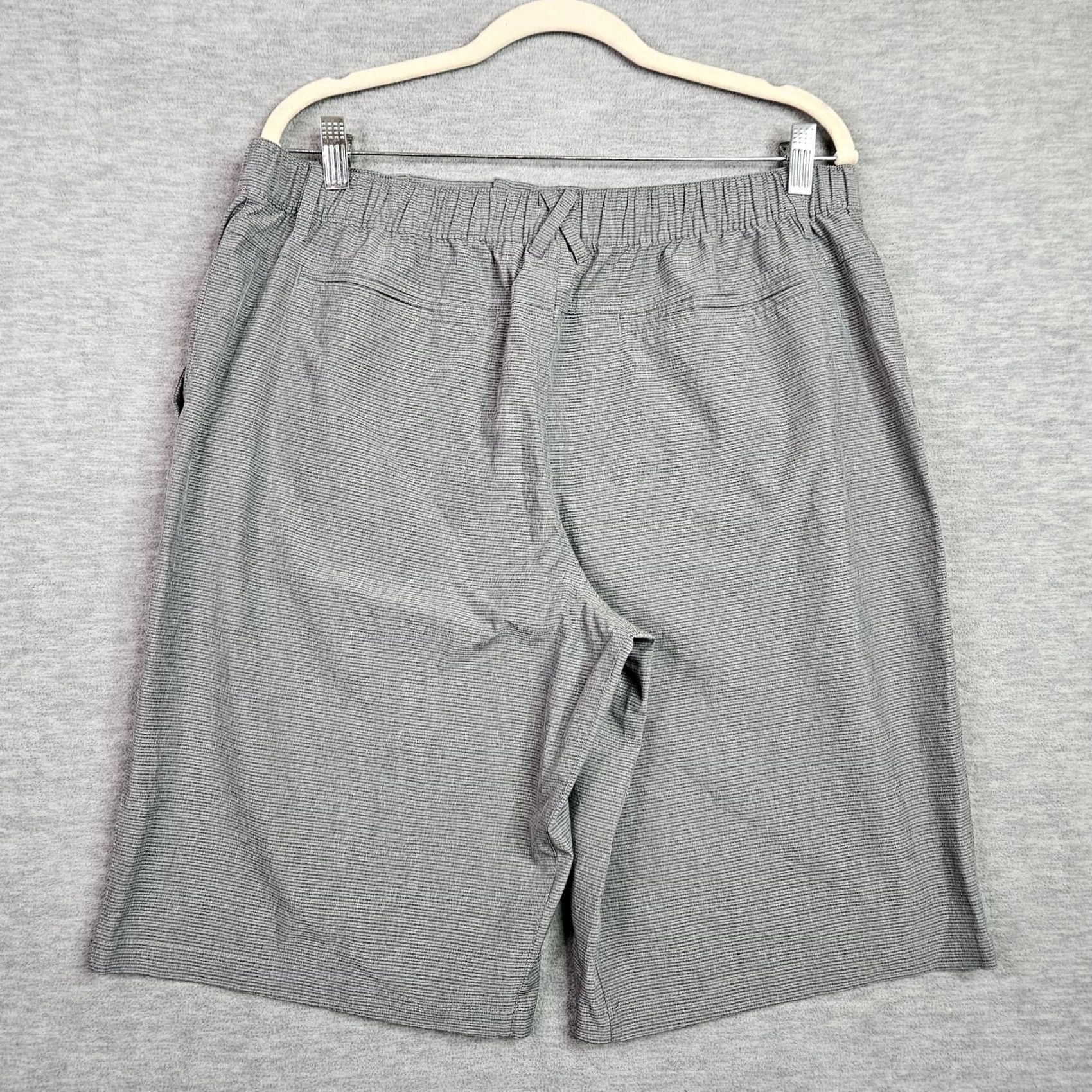 Vintage Little Donkey Andy Men's Short Grey Light Weight Stretch Size L Size US 33 - 2 Thumbnail