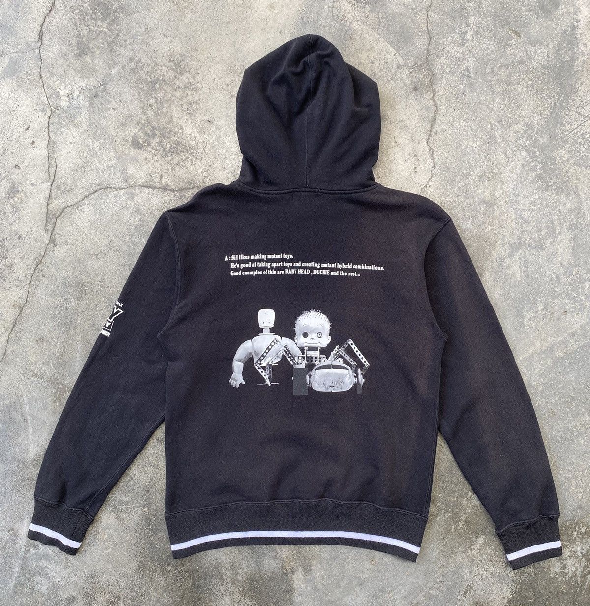 Vintage Rare🔥Vintage Sid Phillips”Toy Story”✖️Pixar Hoodies Pullover Size US S / EU 44-46 / 1 - 2 Thumbnail
