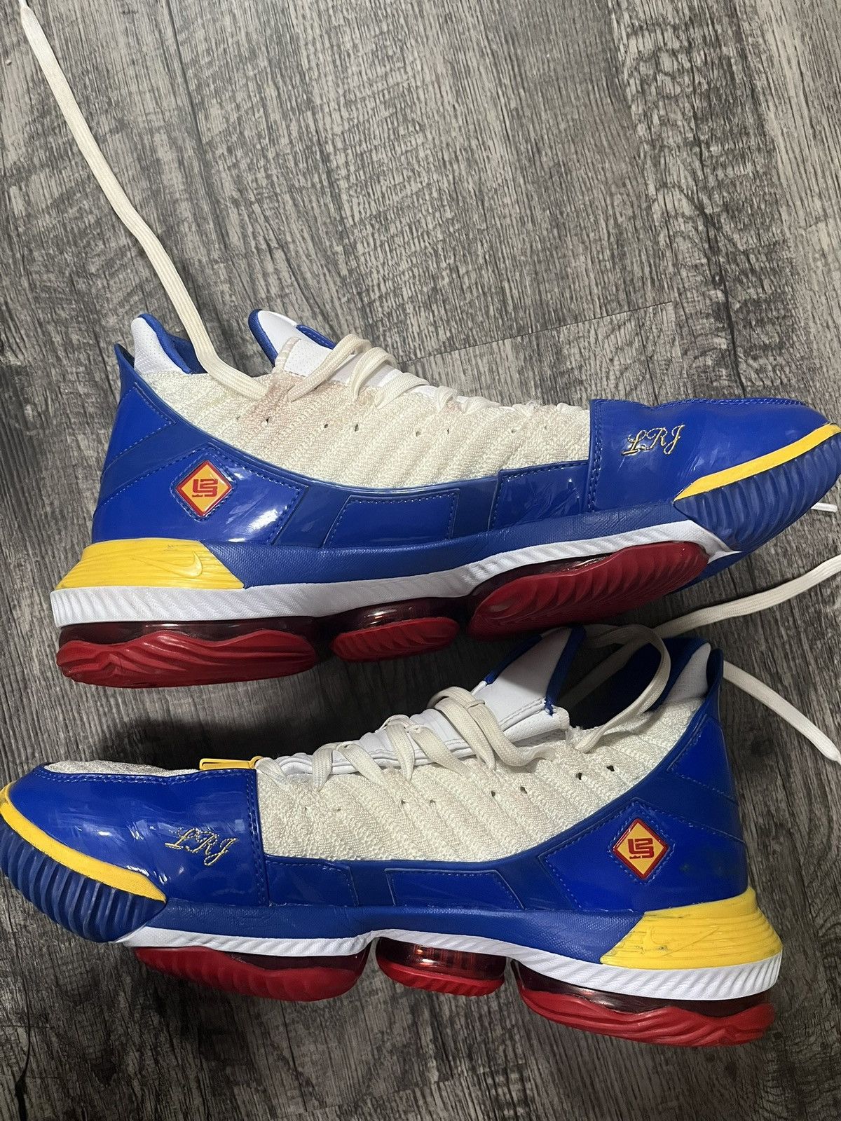 Nike Lebron 16 SuperBron size 12.5 Size US 12 / EU 45 - 2 Thumbnail