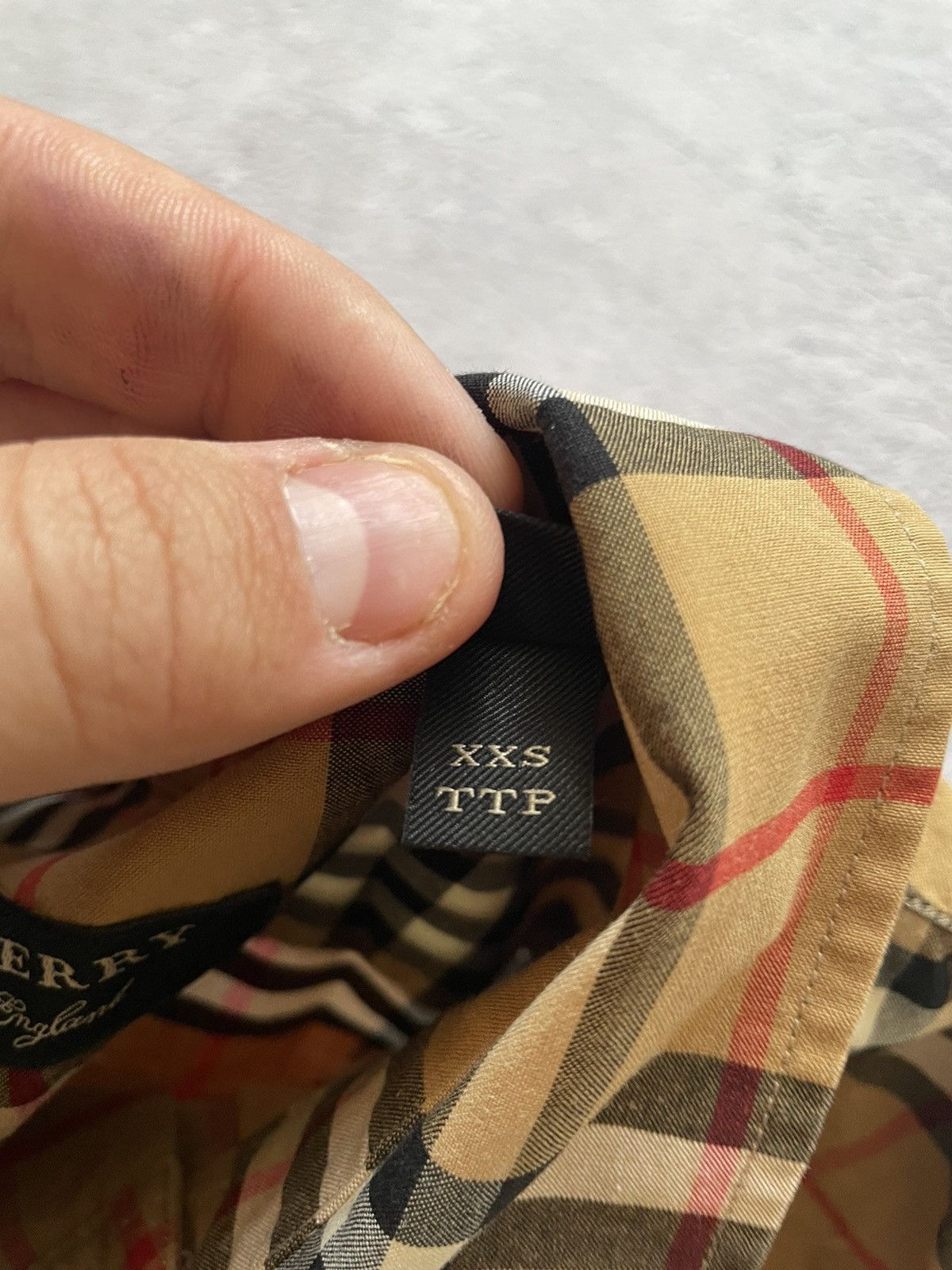 Burberry Authentic Burberry Rainbow Nova Check Shirt Size XS Italy Size US XS / EU 42 / 0 - 7 Thumbnail