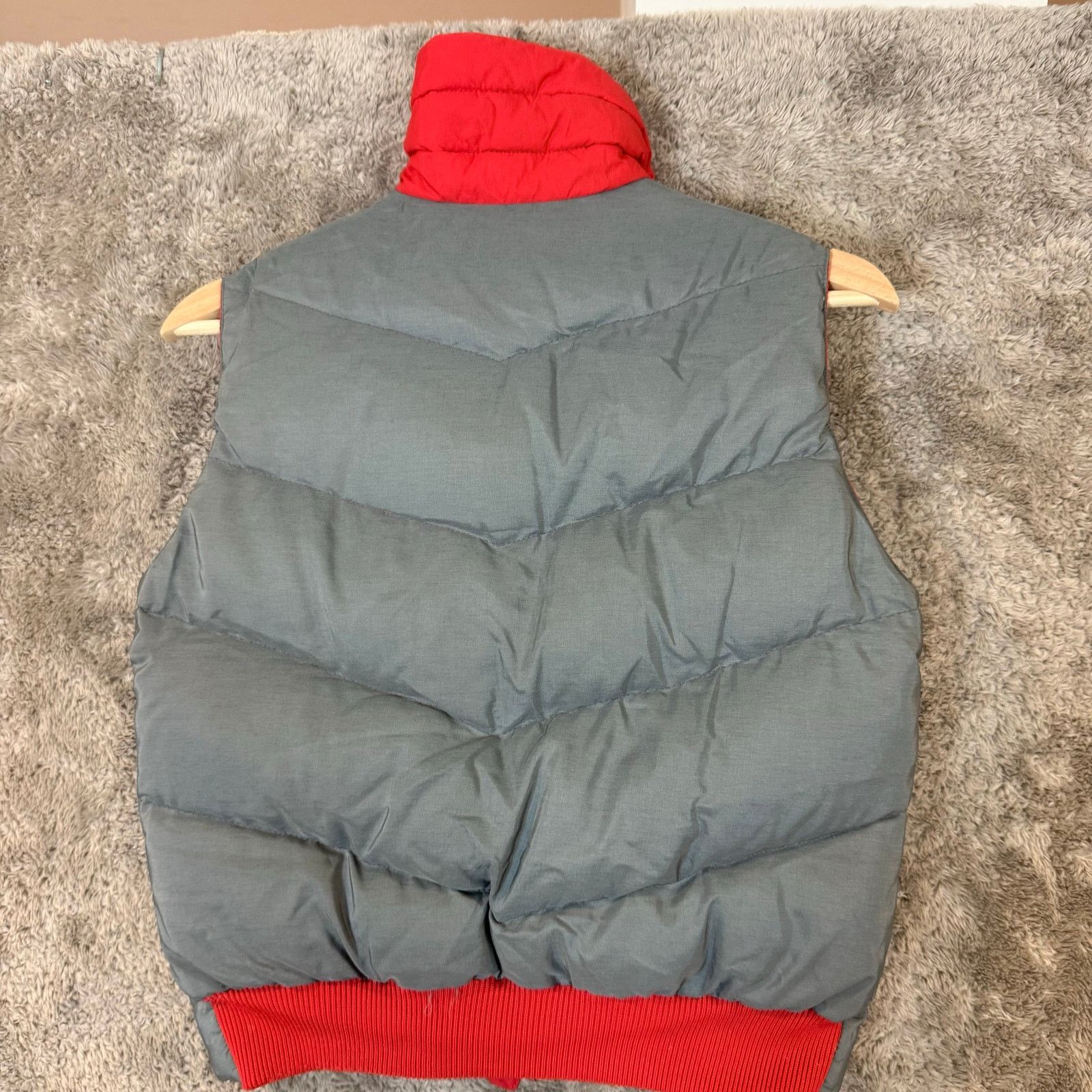 L.L. Bean Vintage LL Bean Red Gray Reversible Nylon Down Puffer Vest S Size S / US 4 / IT 40 - 6 Thumbnail