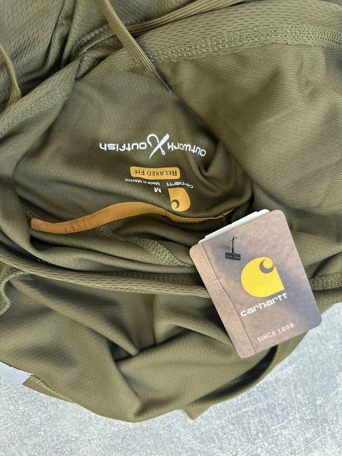 Carhartt Carhartt Force Long Sleeve Fishing Hooded Tee Shirt Size US M / EU 48-50 / 2 - 6 Thumbnail