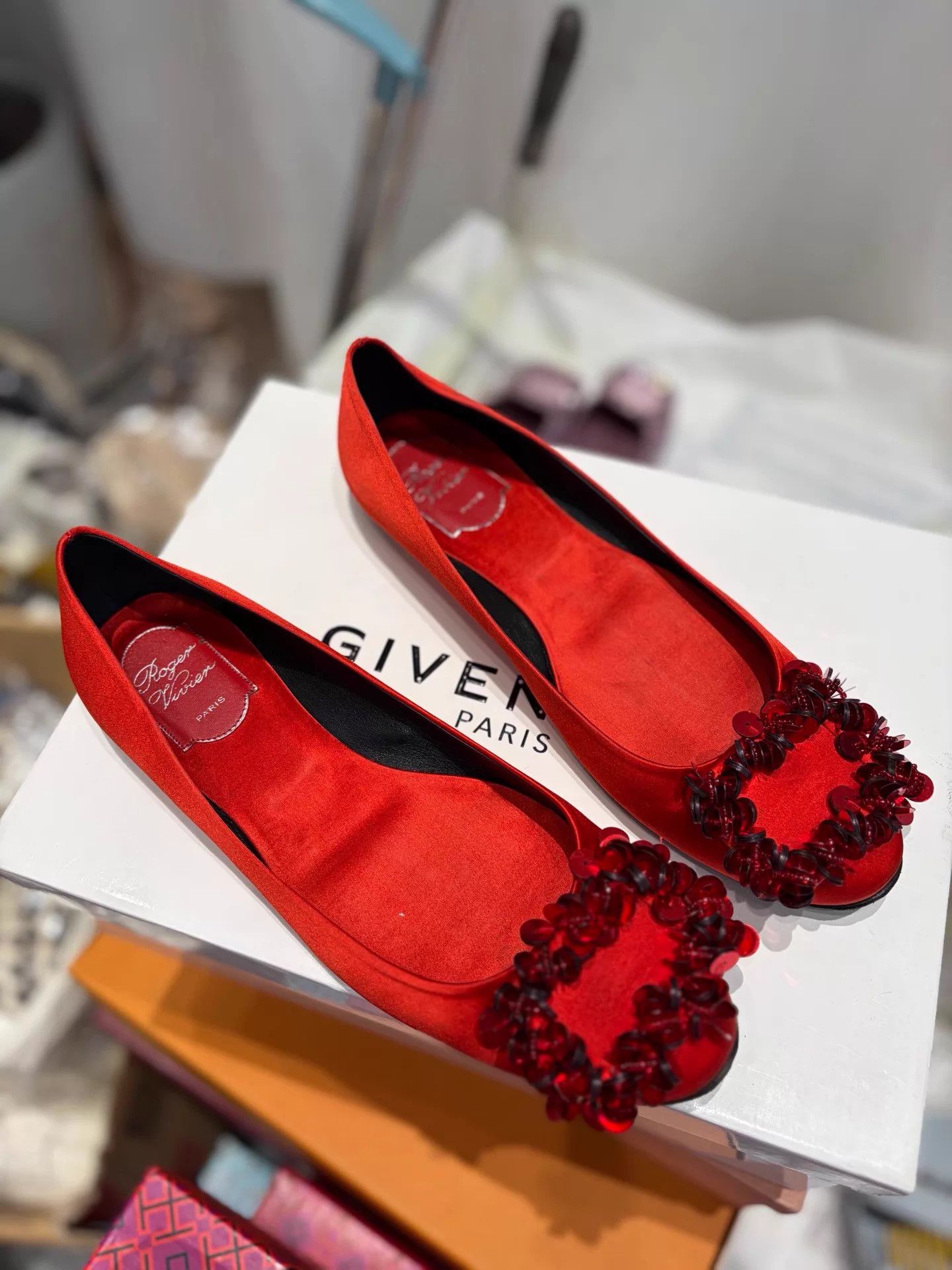 Roger Vivier RV Red Satin Sequin Buckle Flat Pump 99 New 39 Size US 8.5 / IT 38.5 - 1 Thumbnail