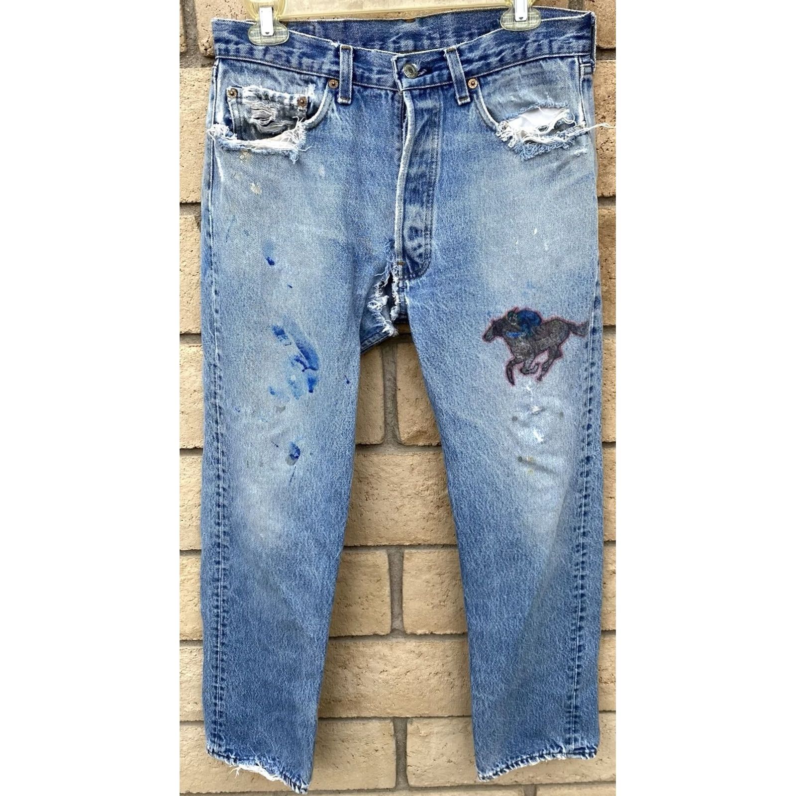 Levi's VINTAGE Levi's 501 Jeans Distressed 5-Pocket Denim Cotton Blue Men 34 Regular Inseam 33 29.5 32 29.5 501 Model 90s See Pics Mens Size US 34 / EU 50 - 3 Thumbnail