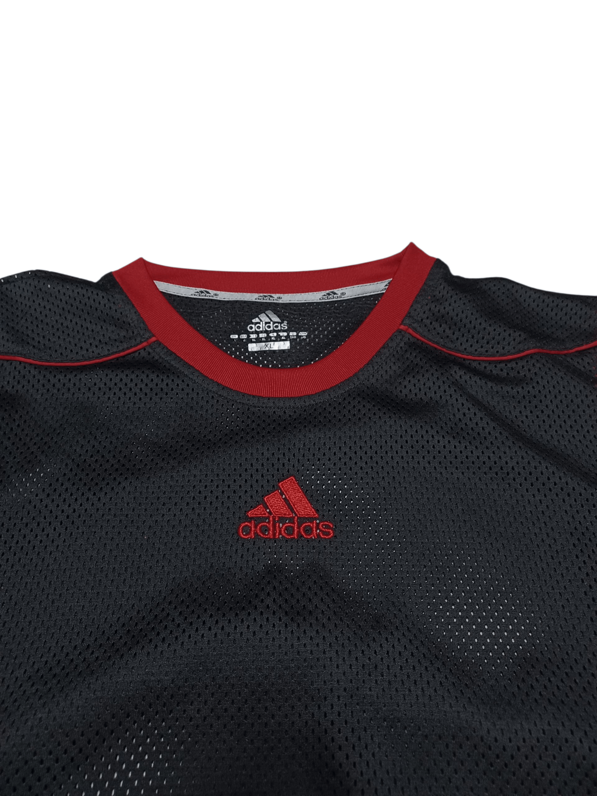 Adidas ADIDAS VINTAGE CENTERLOGO SLEVELESS TEE Size US XL / EU 56 / 4 - 2 Thumbnail