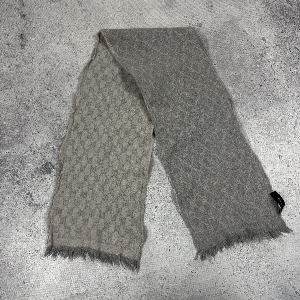 Gucci Gucci GG Pattern Monogram Logo Scarf Unisex Size ONE SIZE - 1 Thumbnail