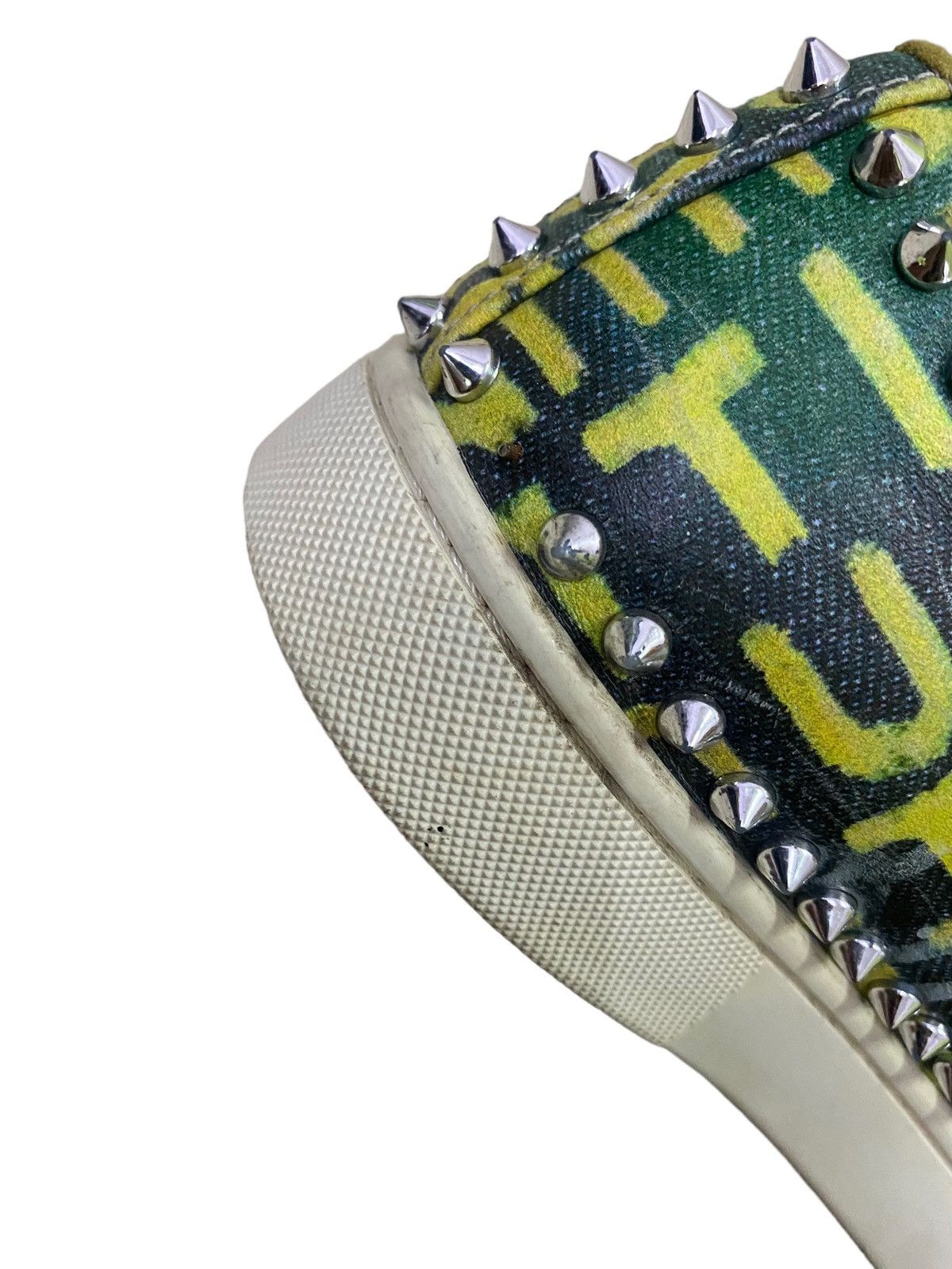 Christian Louboutin Christian Louboutin Studs Slip On Sneaker Size US 8 / EU 41 - 7 Thumbnail
