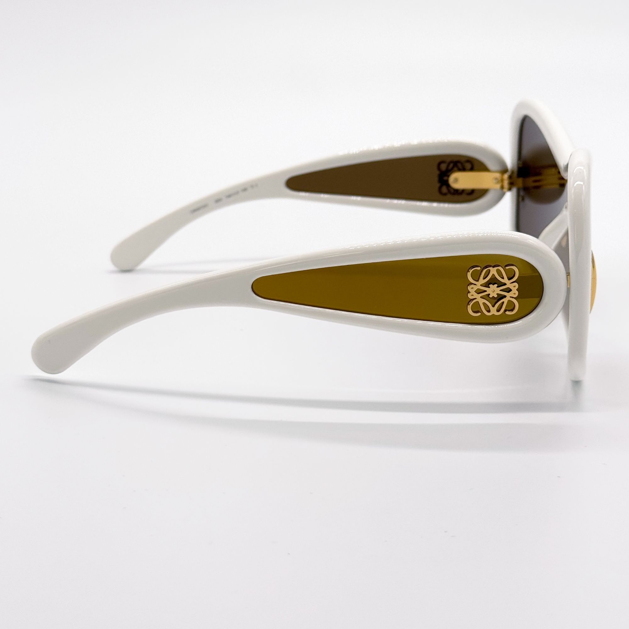 Loewe NEW LOEWE SUNGLASSES LW40131I 25G WHITE UNISEX EYEWEAR LOEWE Size ONE SIZE - 7 Thumbnail