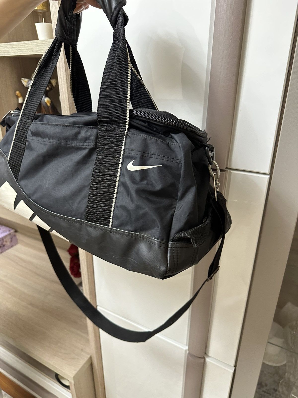 Nike Vintage 90s Nike Crazy Sport Bag Luggage Black Shoulder Bag Size ONE SIZE - 3 Thumbnail