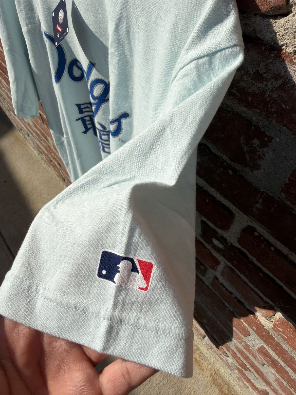 MLB × Supreme Supreme Dodger Kanji T Shirt Size US L / EU 52-54 / 3 - 4 Thumbnail