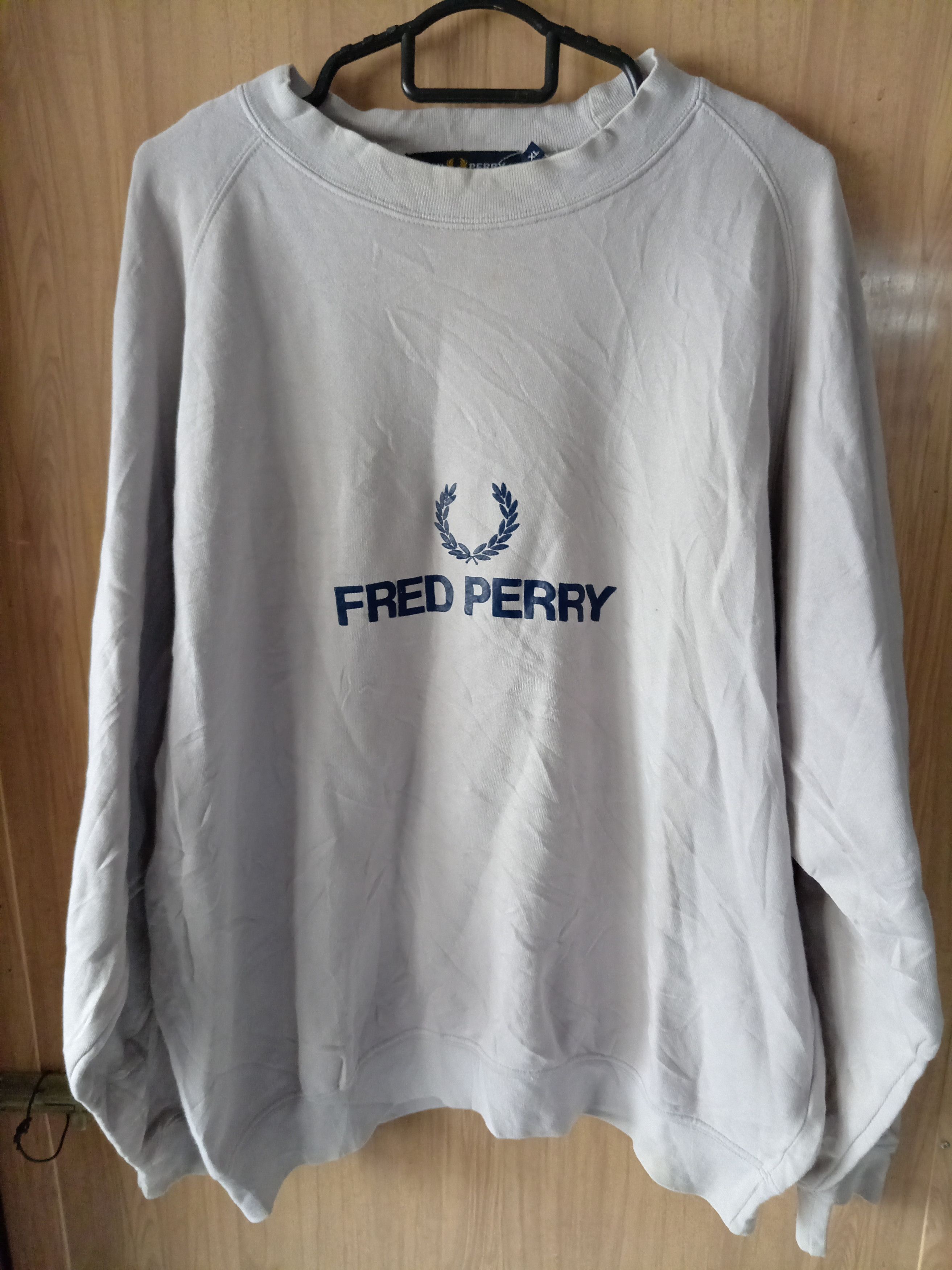 Vintage Fred Perry big logo sweatshirt
