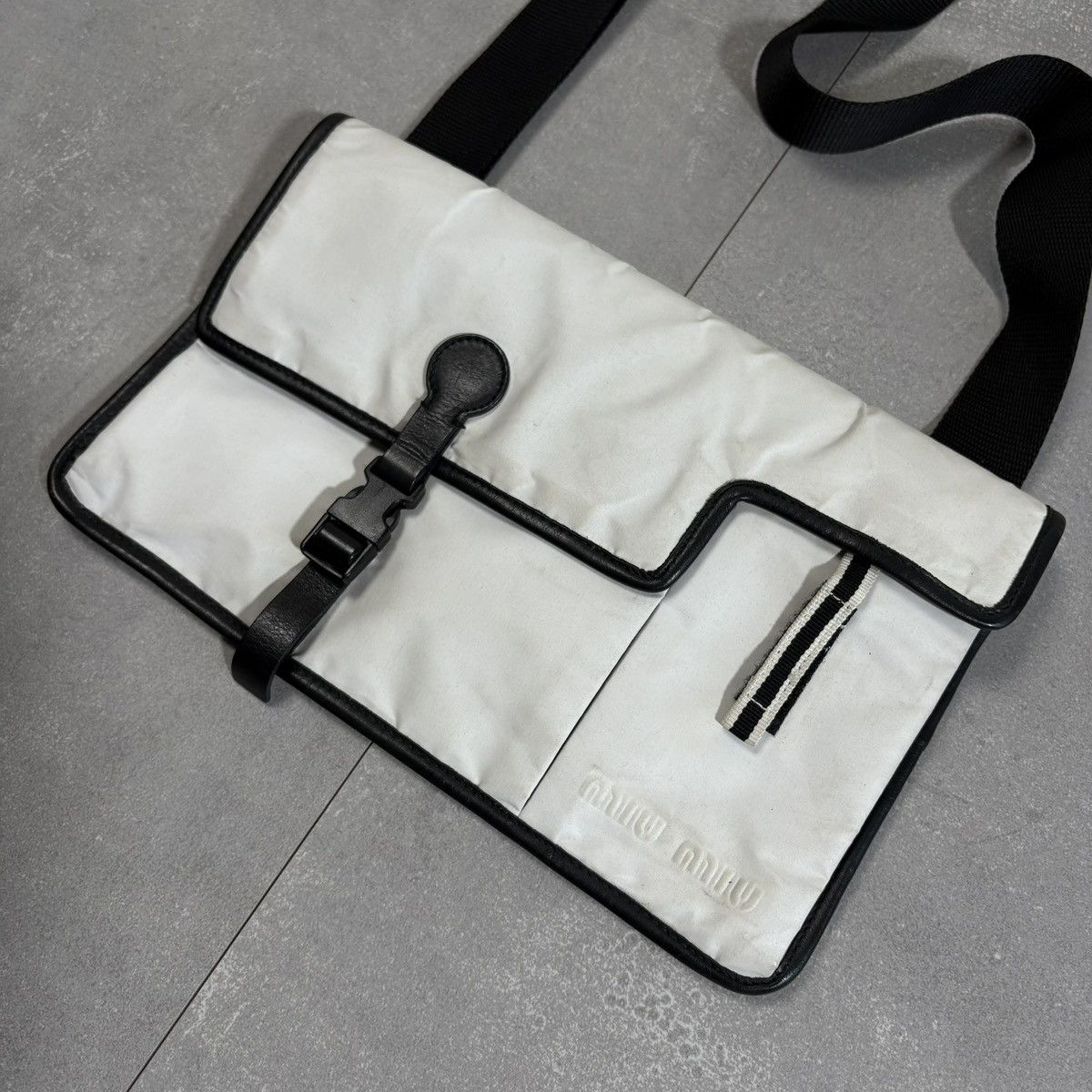 Miu Miu Miu miu *RARE* Archive waist bag 1995/1999 Size ONE SIZE - 2 Thumbnail