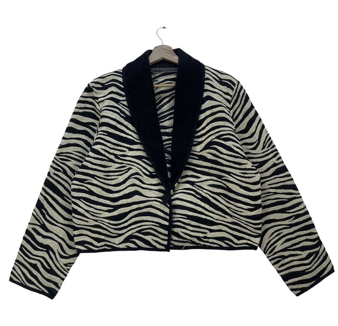 Aran Isles Knitwear New Identity Cropped Jacket Single Button Size M / US 6-8 / IT 42-44 - 1 Thumbnail