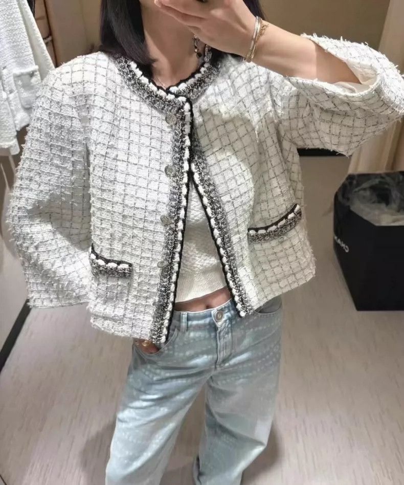 Chanel Chanel 25S white silhouette tweed short jacket Size S / US 4 / IT 40 - 2 Thumbnail