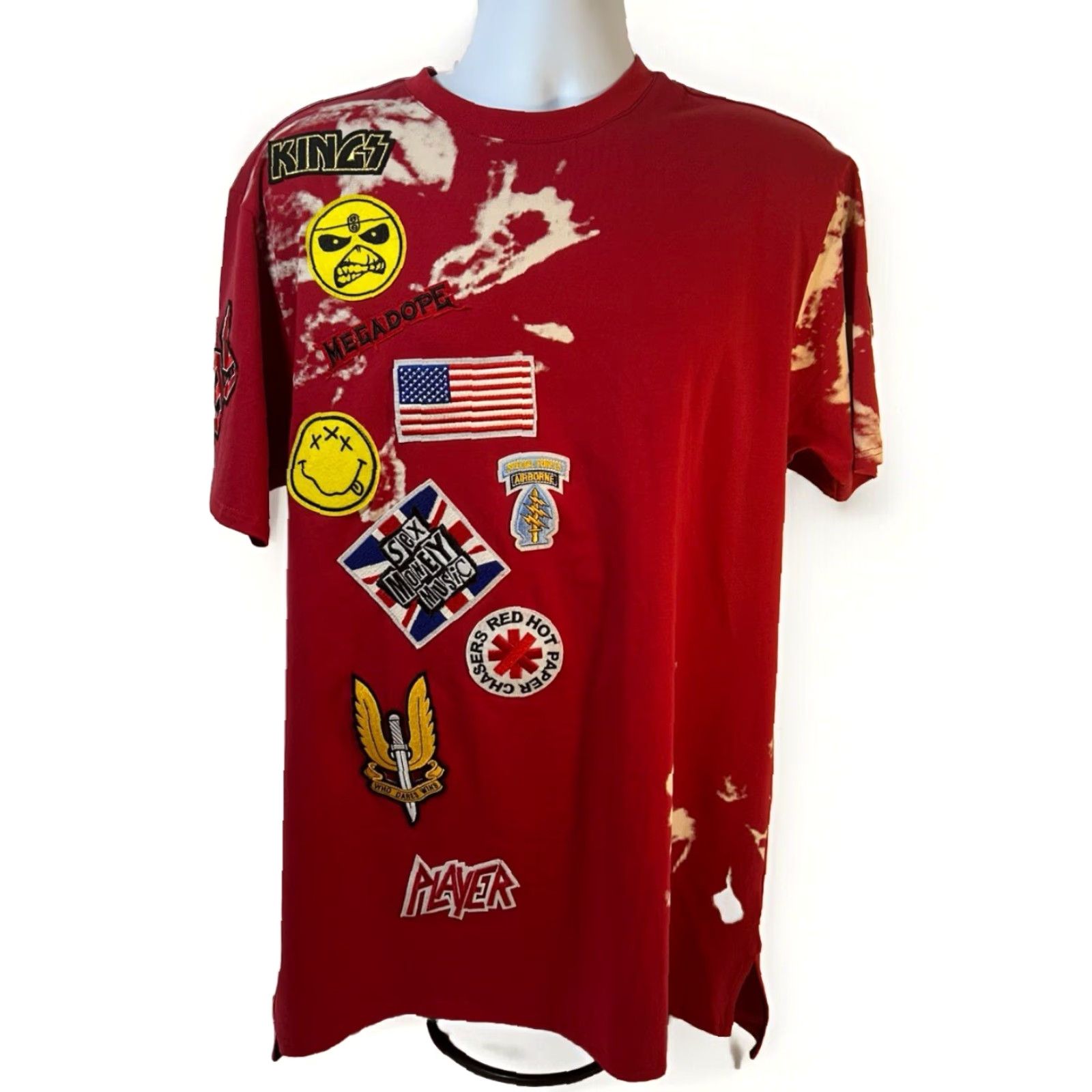 Vintage VINTAGE Makobi Shirt Men XL Red Short Sleeve Crew Neck Patches White Splatter Design Size US XL / EU 56 / 4 - 2 Thumbnail