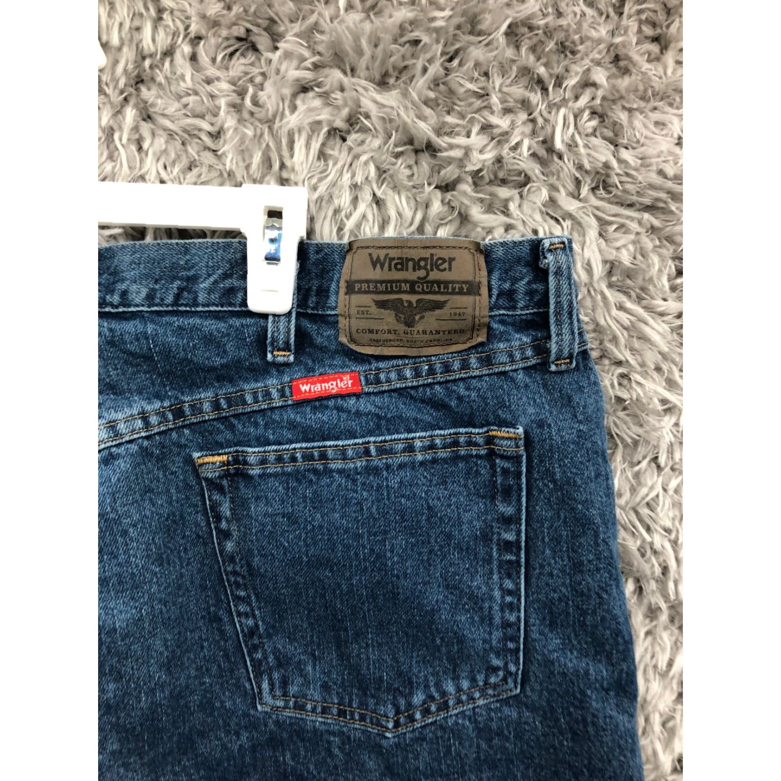 Wrangler Wrangler Jeans 40x30 Mens Mid Rise Straight Leg Dark Wash Blue Denim Straight Mens 40 Jeans Wrangler Size US 40 / EU 56 - 6 Thumbnail