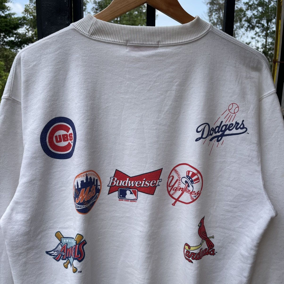 Budweiser 🔥Vintage Budweiser X MLB American Sports Crewneck Sweatshirt Size US M / EU 48-50 / 2 - 3 Thumbnail