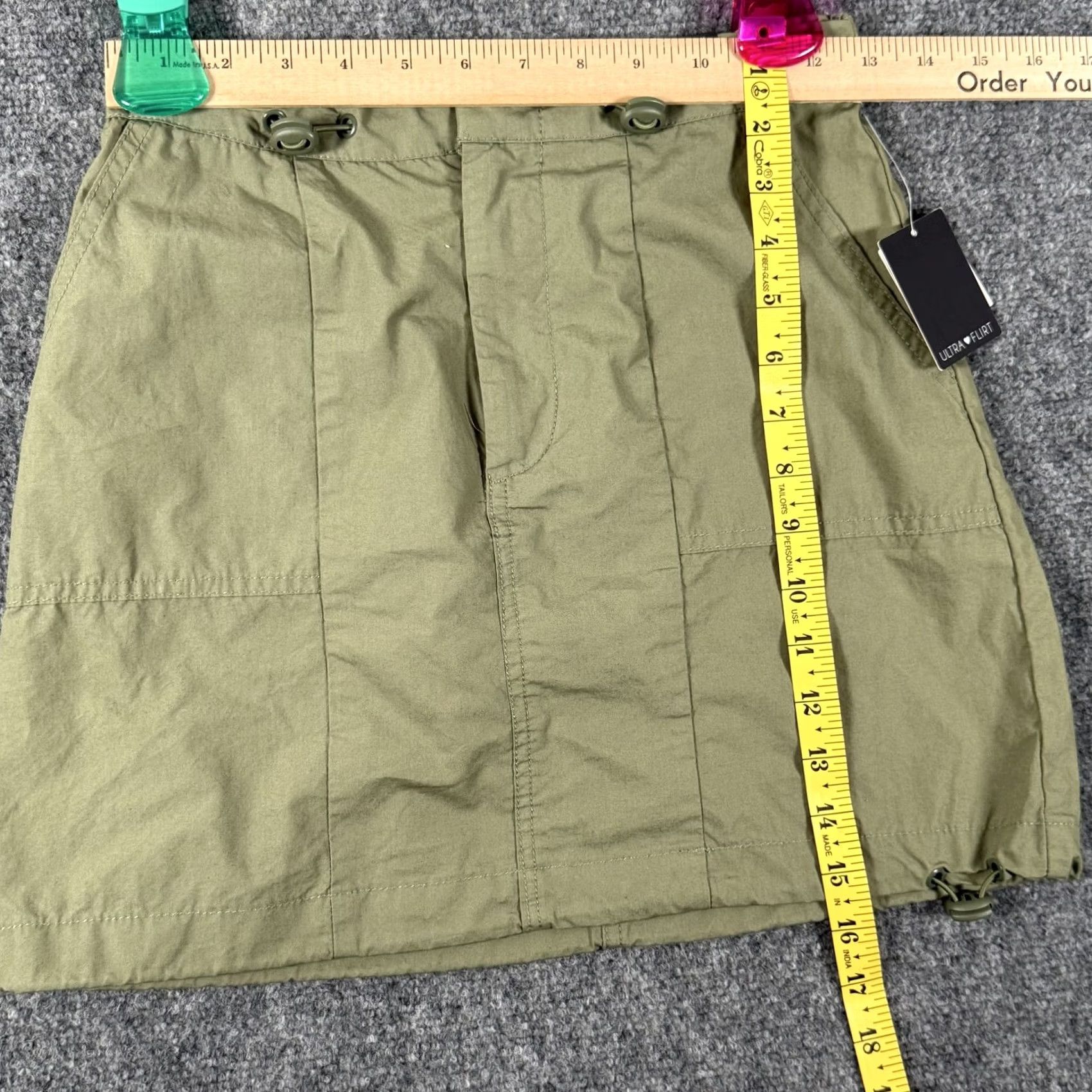 Vintage Ultra Flirt Mini Skirt Womens XS Green Front Zipper Utility Casual Size 26" / US 2 / IT 38 - 2 Thumbnail