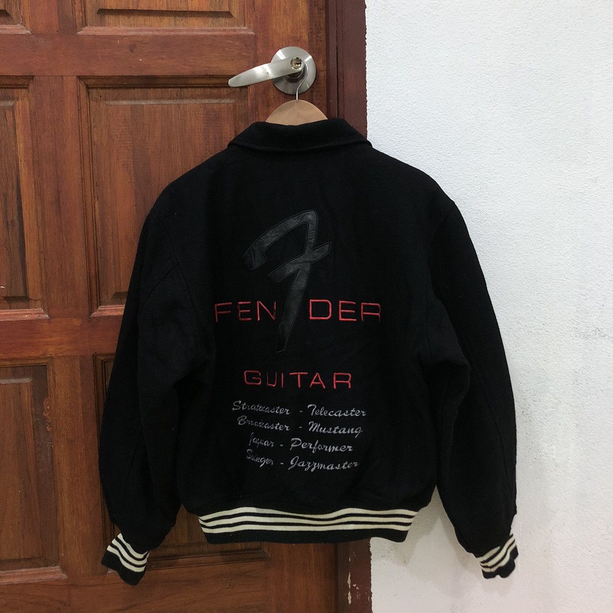 Fender Fender Guitar Varsity Jacket Size US M / EU 48-50 / 2 - 2 Thumbnail