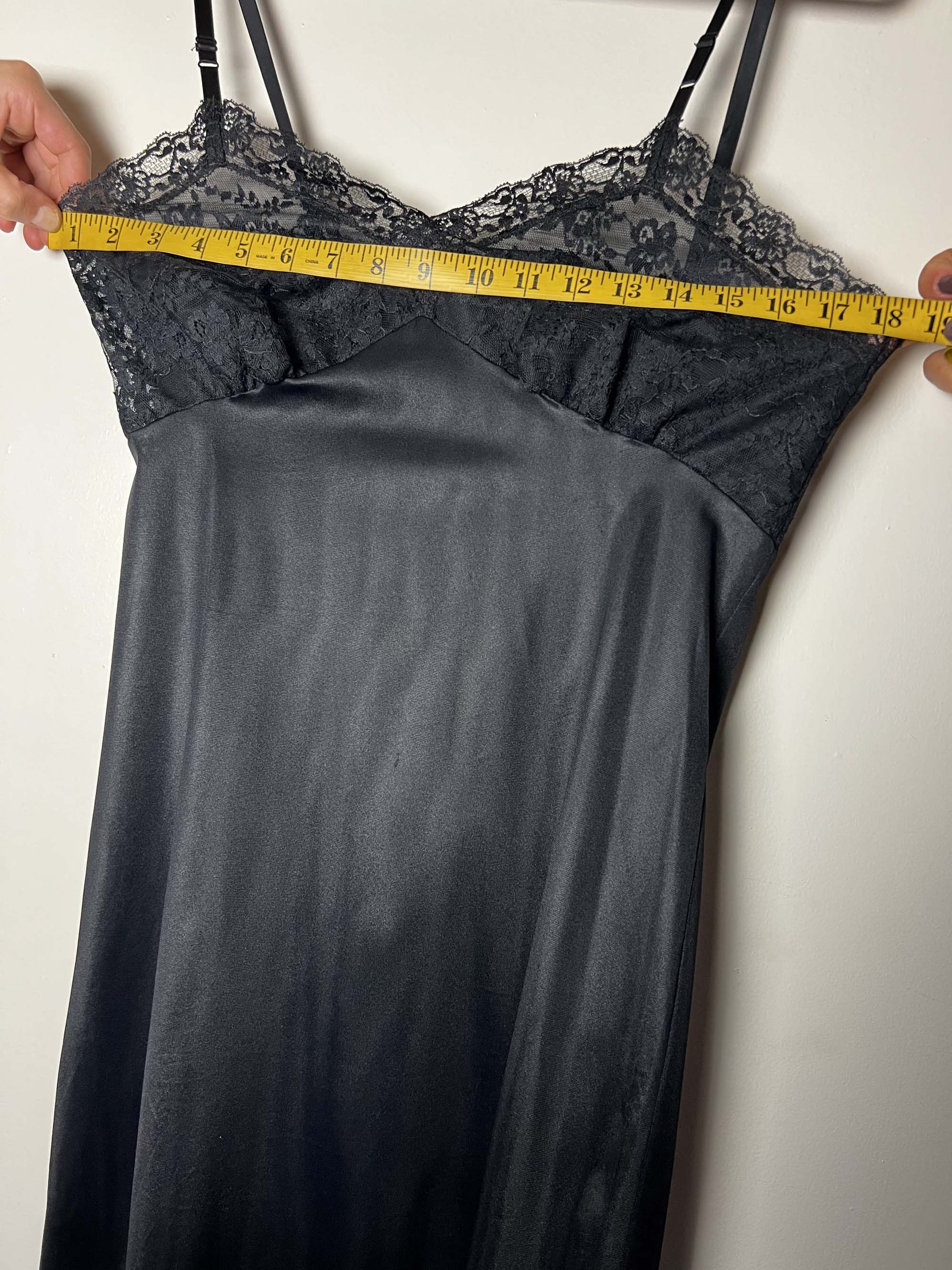 Vintage Vintage 1960's Black Lace Trimmed Slip Size ONE SIZE - 9 Thumbnail