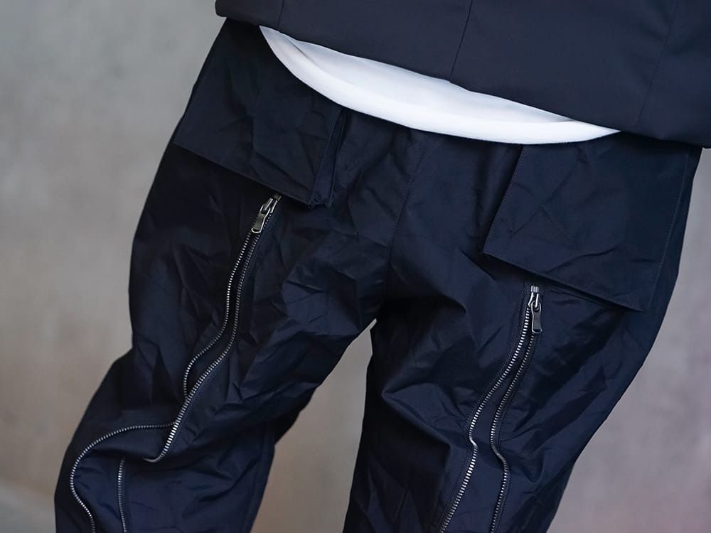 The Viridi-anne Backzip pants JP 2 fits 30-32 Size US 31 - 18 Thumbnail