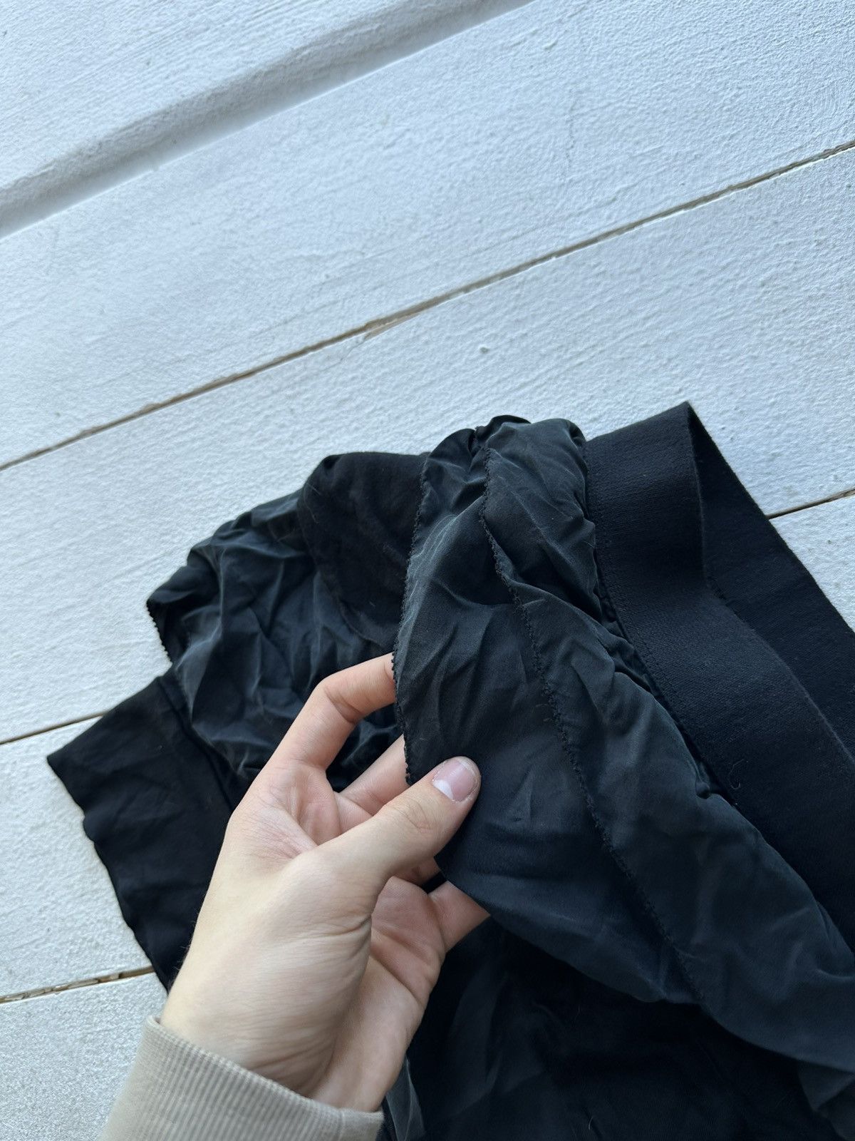 Juicy Couture SEXY🚨 JUICY COUTURE Y2K AVANT GARDE MESH MINI SKIRT Size 31" - 3 Thumbnail