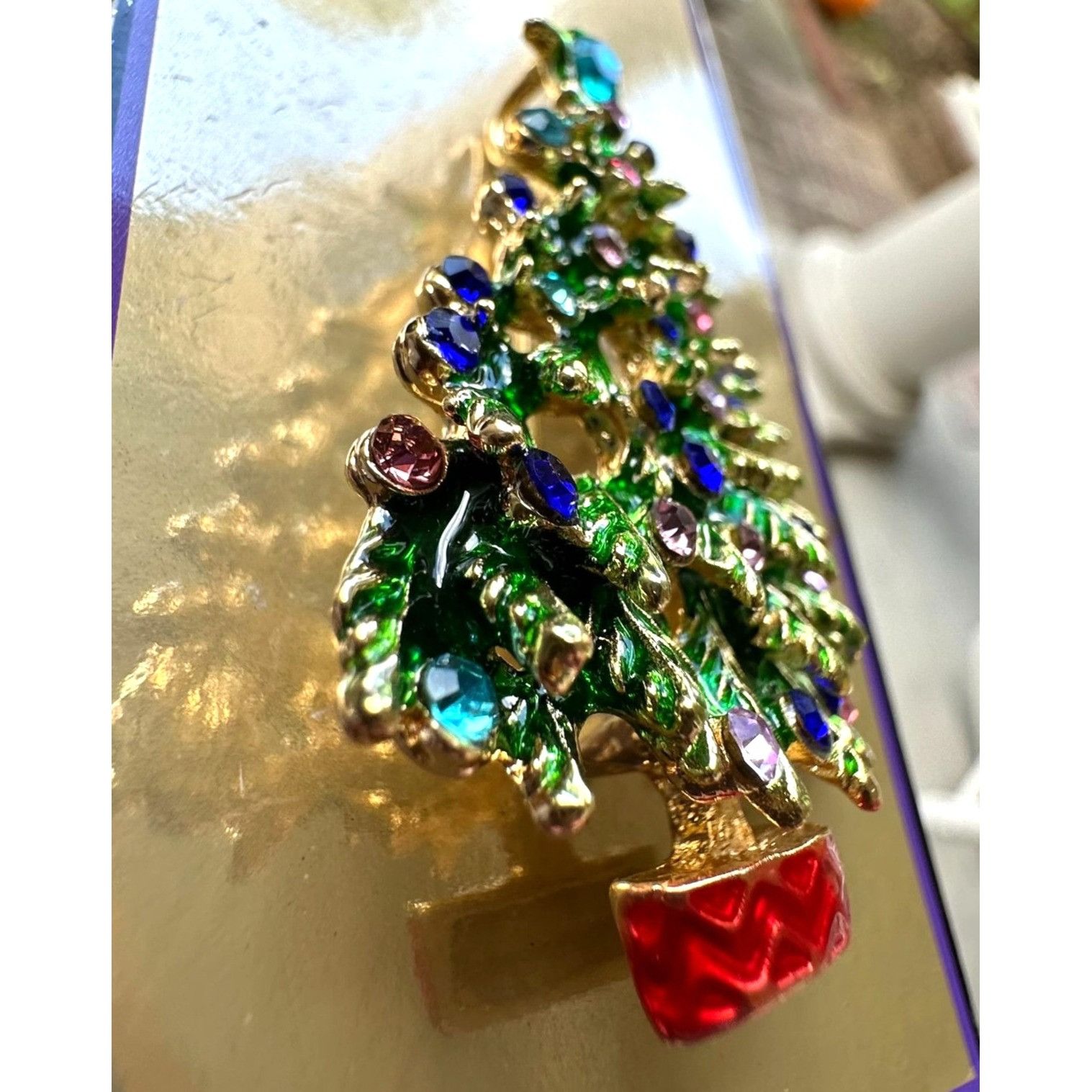 Handmade Christmas at Graceland Brooch Pin New Elvis Blue Sapphire Cr Size ONE SIZE - 4 Thumbnail