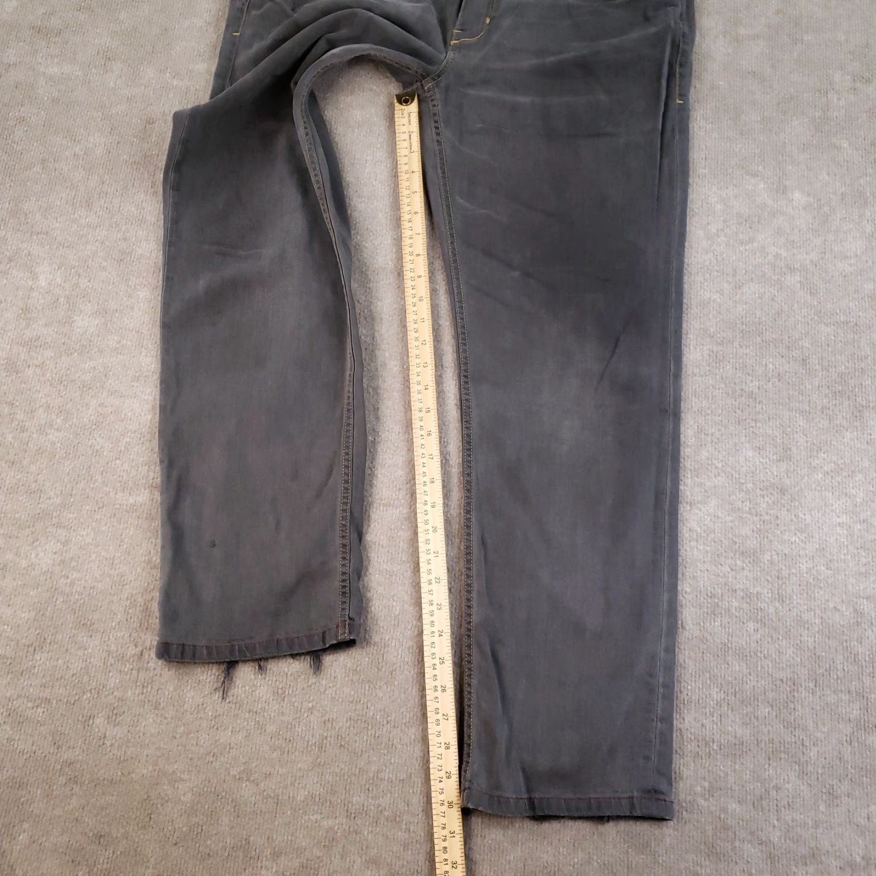 Tommy Bahama VINTAGE? No. Tommy Bahama Sand Drifter Jeans Mens 38x32 Gray Distressed Straight Pants Size US 38 / EU 54 - 2 Thumbnail