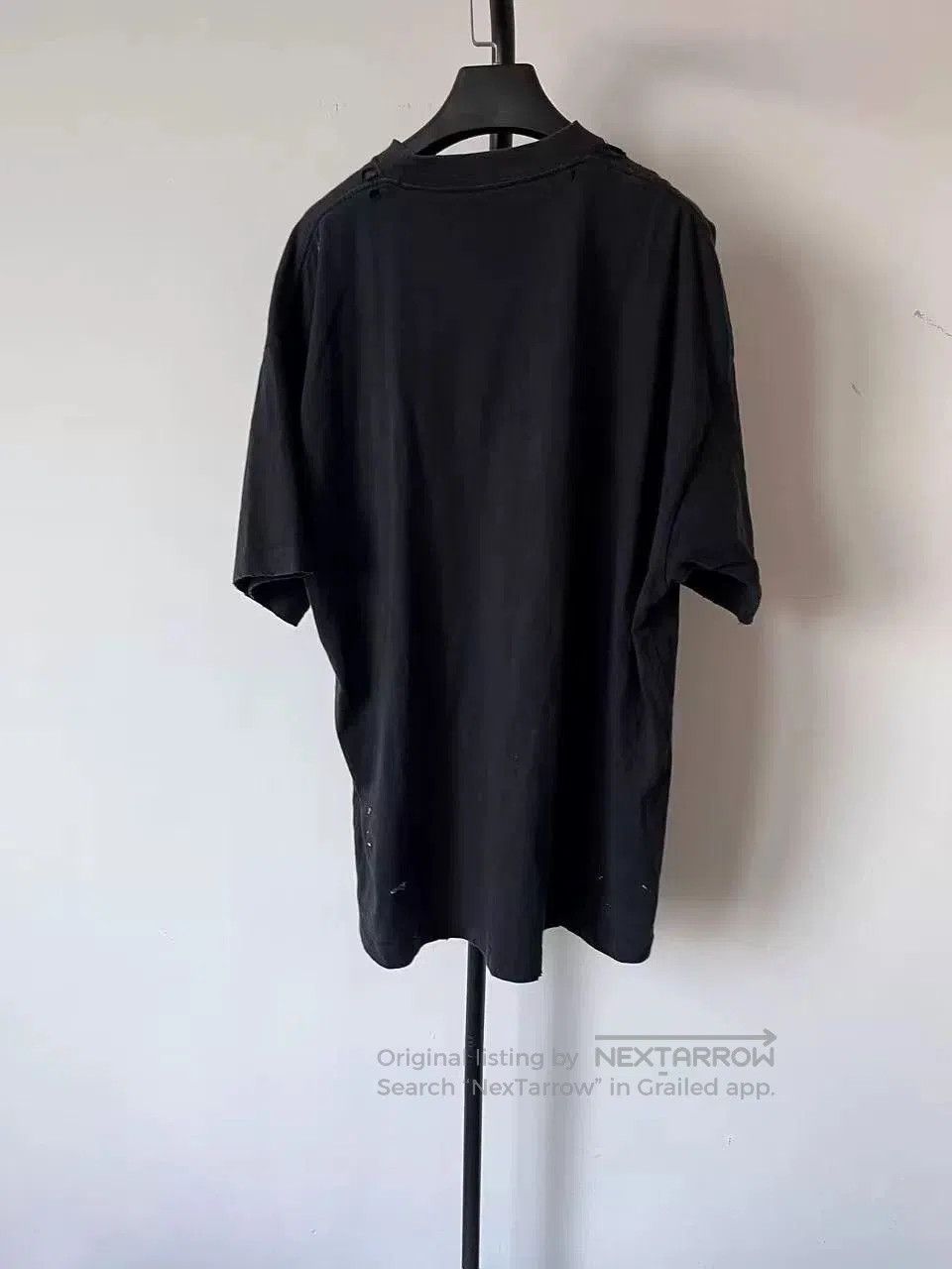 Balenciaga Balenciaga Men's Logo Print Short Sleeve T-Shirt. Size US L / EU 52-54 / 3 - 2 Thumbnail