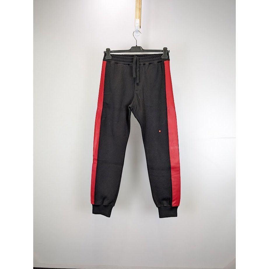 Alexander McQueen o1rshd1 Sweatpant Jogger in Black / Red Size US 32 / EU 48 - 1 Thumbnail