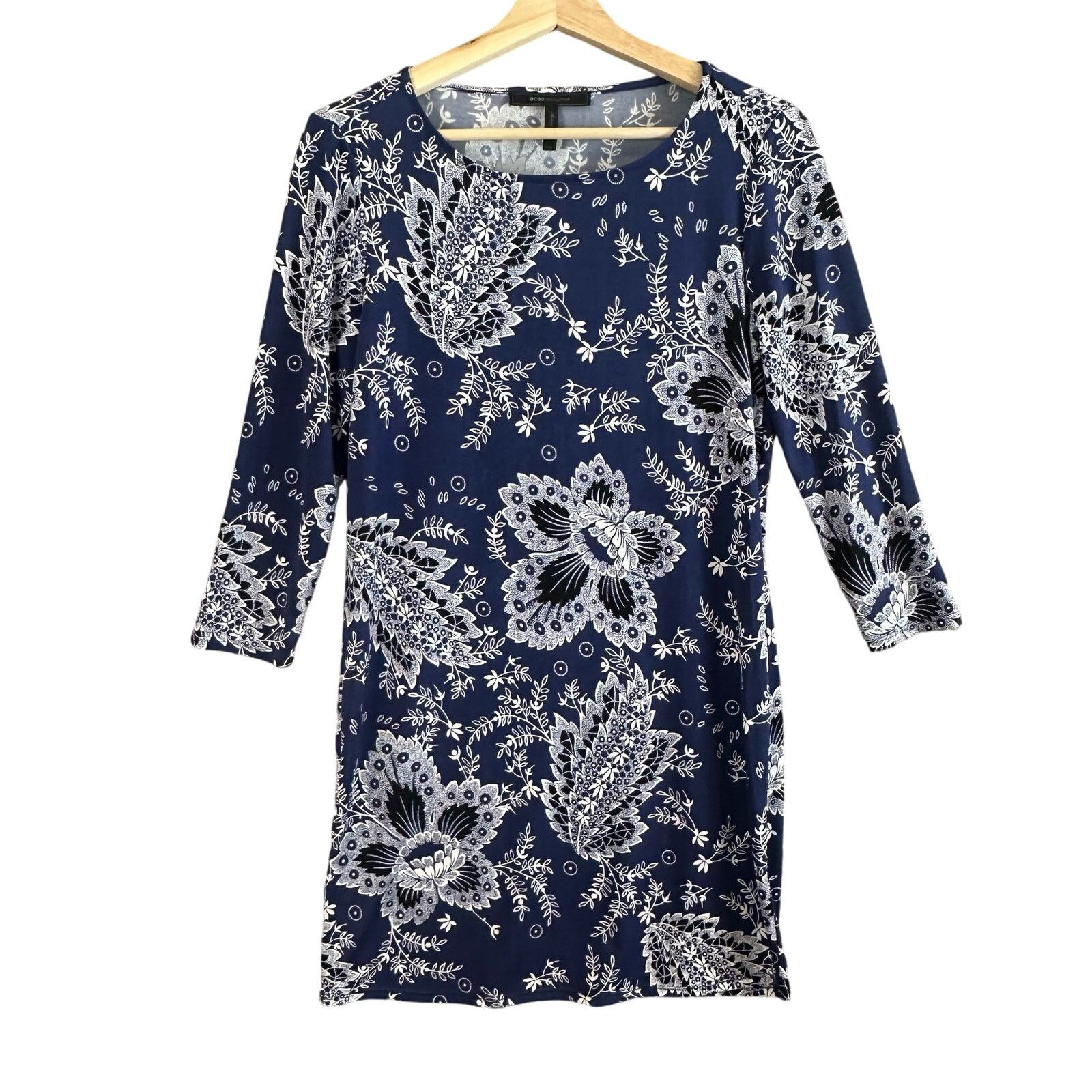 Bcbgmaxazria BCBGMaxAzria Blue Noely Shift Dress XS White Black Floral Size XS / US 0-2 / IT 36-38 - 1 Thumbnail