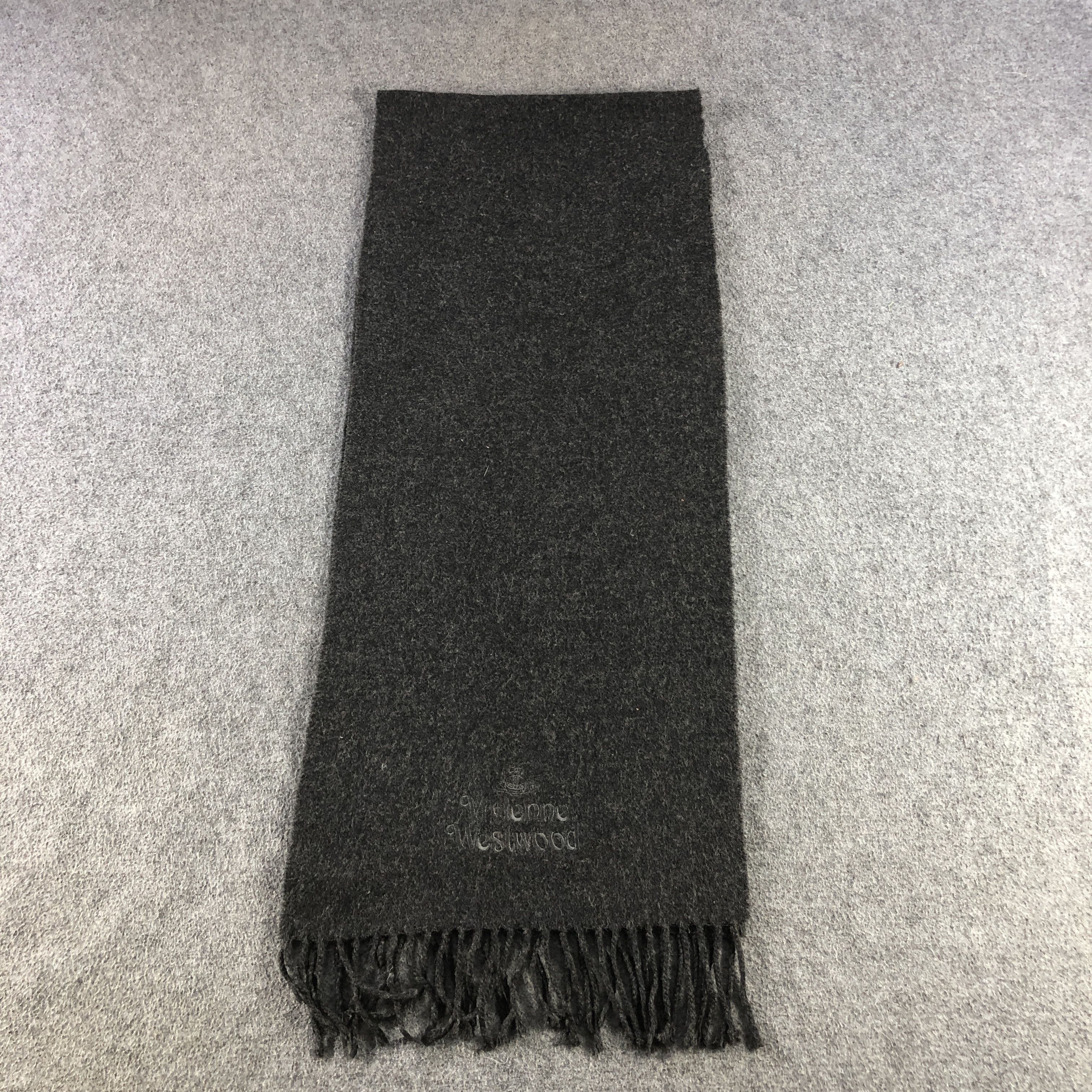 Vivienne Westwood Vivienne Westwood Plain Wool Scarf Muffler V2923 Size ONE SIZE - 1 Thumbnail