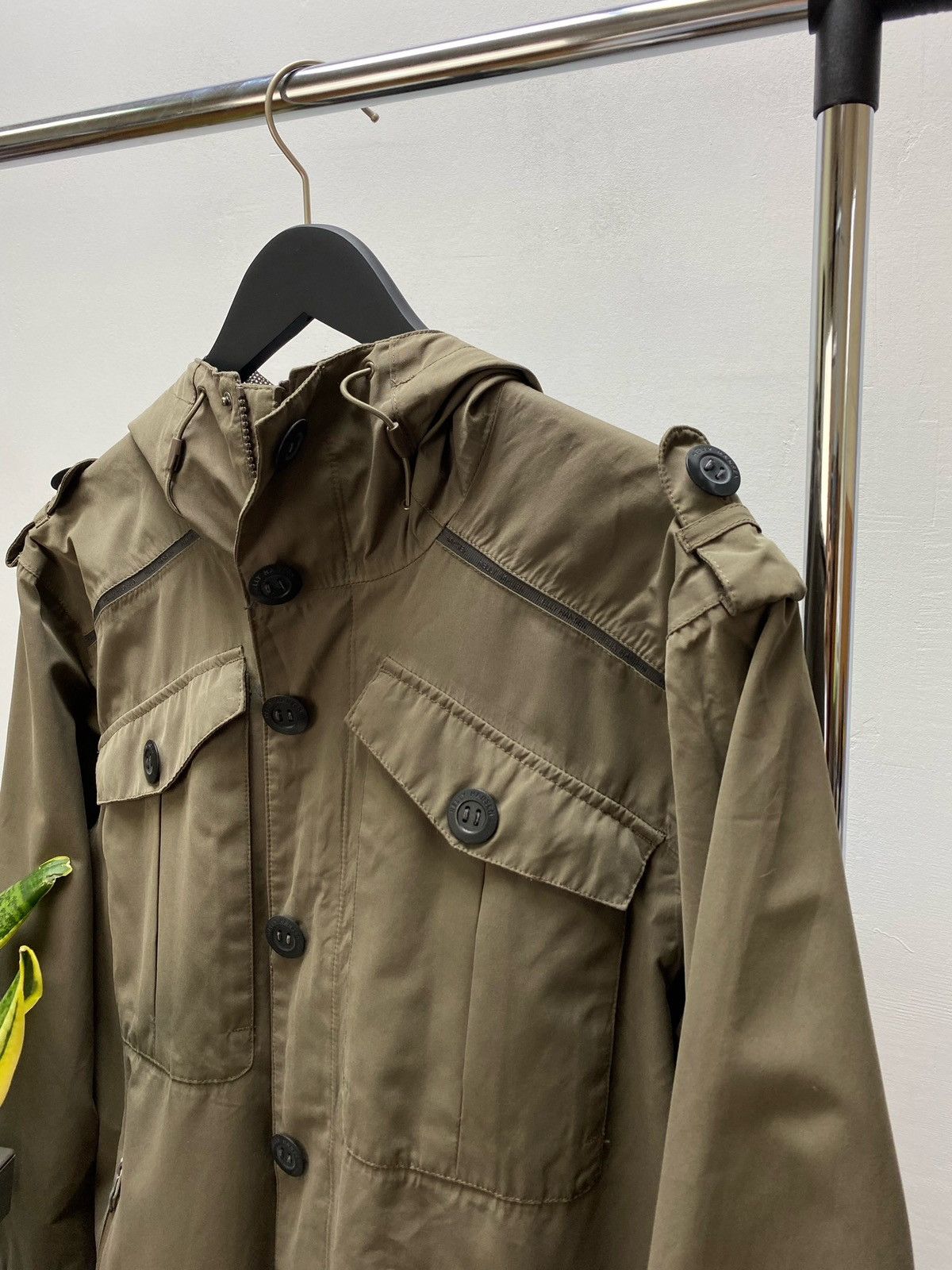 Other Helly Hansen Outdoor Gorpcore Jacket Men’s Beige L Size US L / EU 52-54 / 3 - 4 Thumbnail