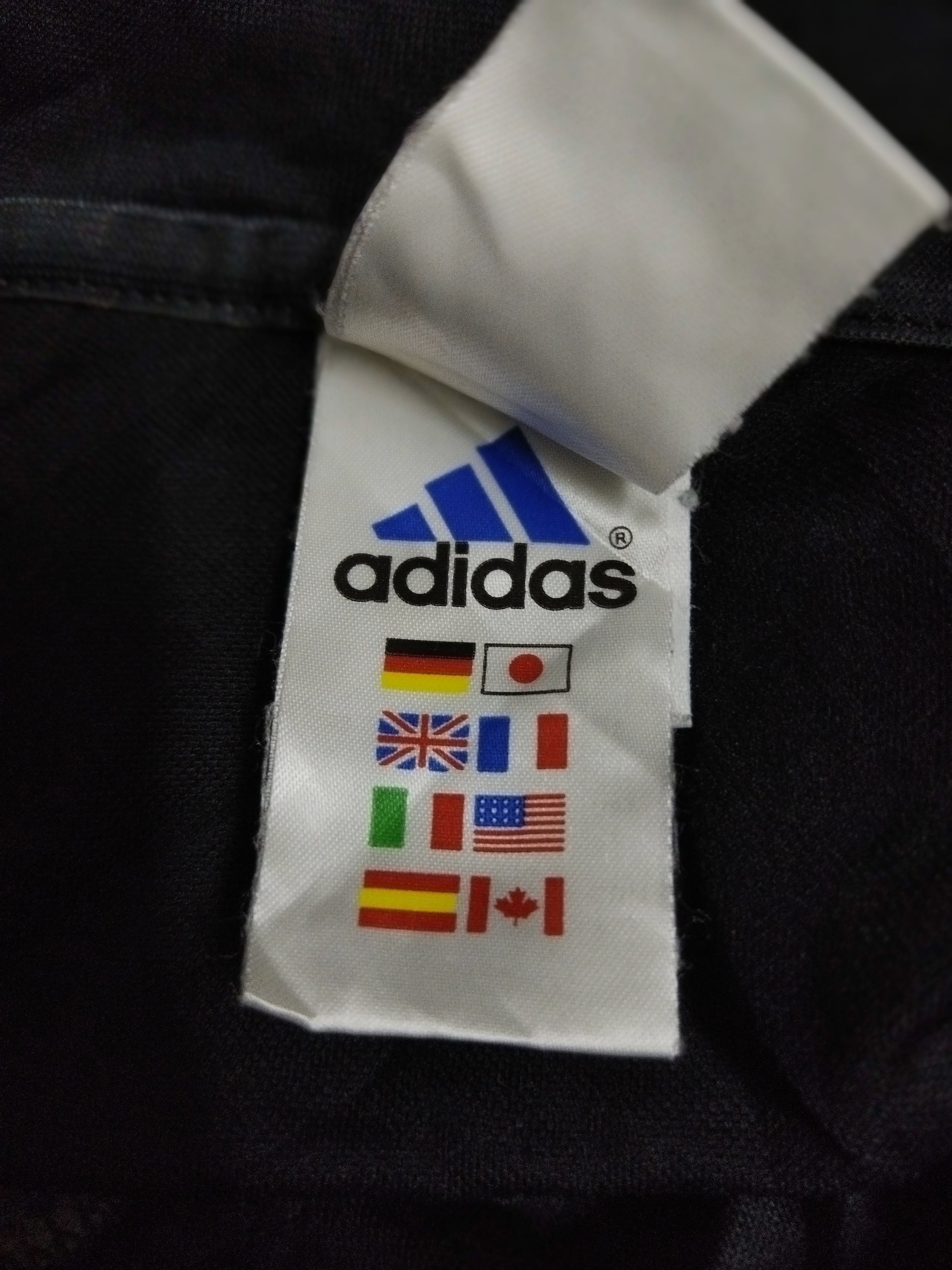 Adidas 2002 Real Madrid Centenary Jersey Size US XL / EU 56 / 4 - 7 Thumbnail