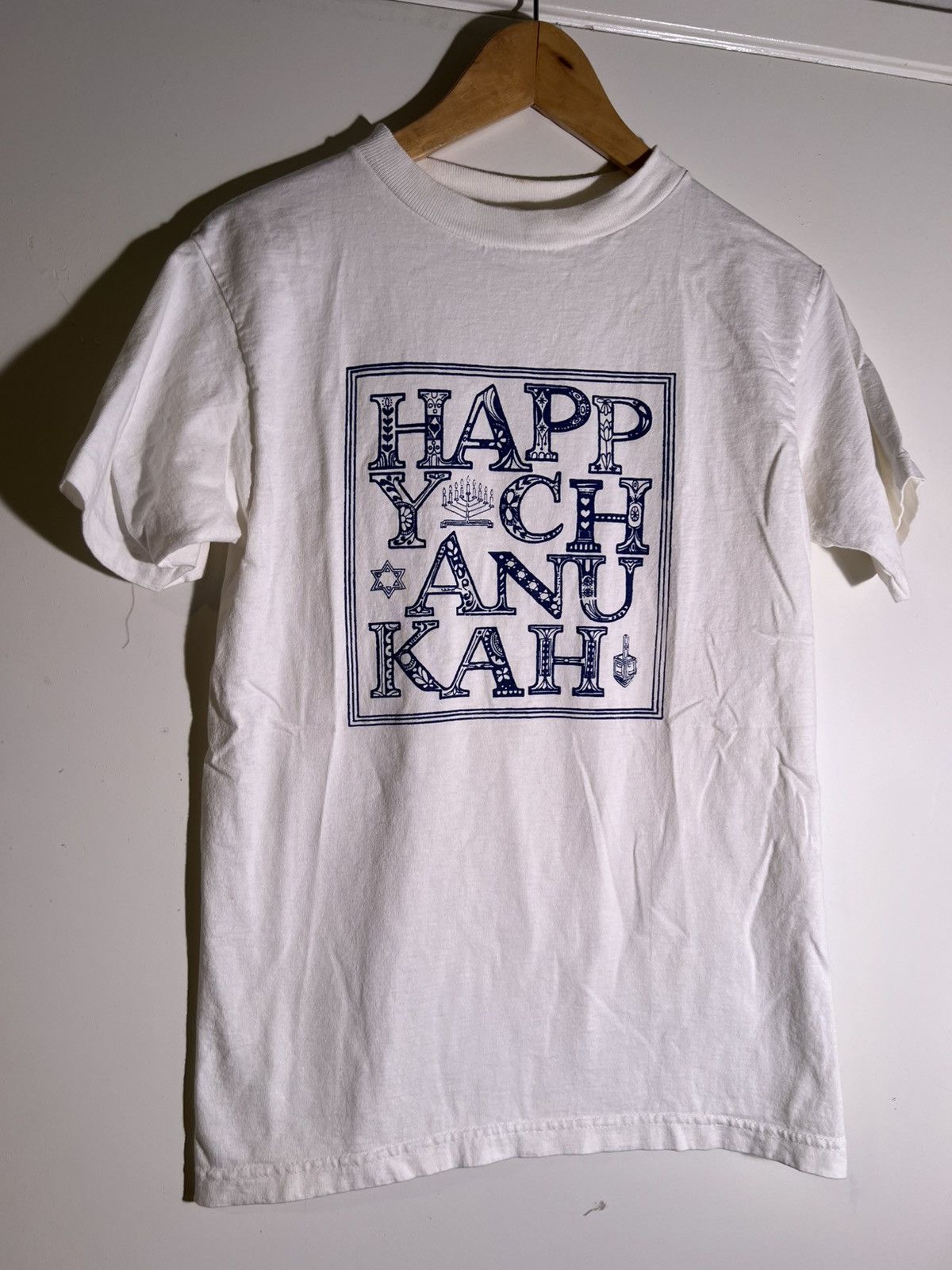 Vintage 90’s 2000’s VTG Vintage Happy Chanukah Jewish Holiday Shirt Size US S / EU 44-46 / 1 - 1 Thumbnail