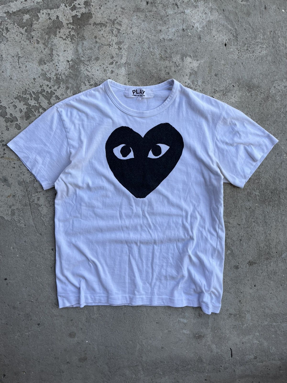 AD17 PLAY Comme Des Garçons Big Heart Logo Vintage T-Shirt