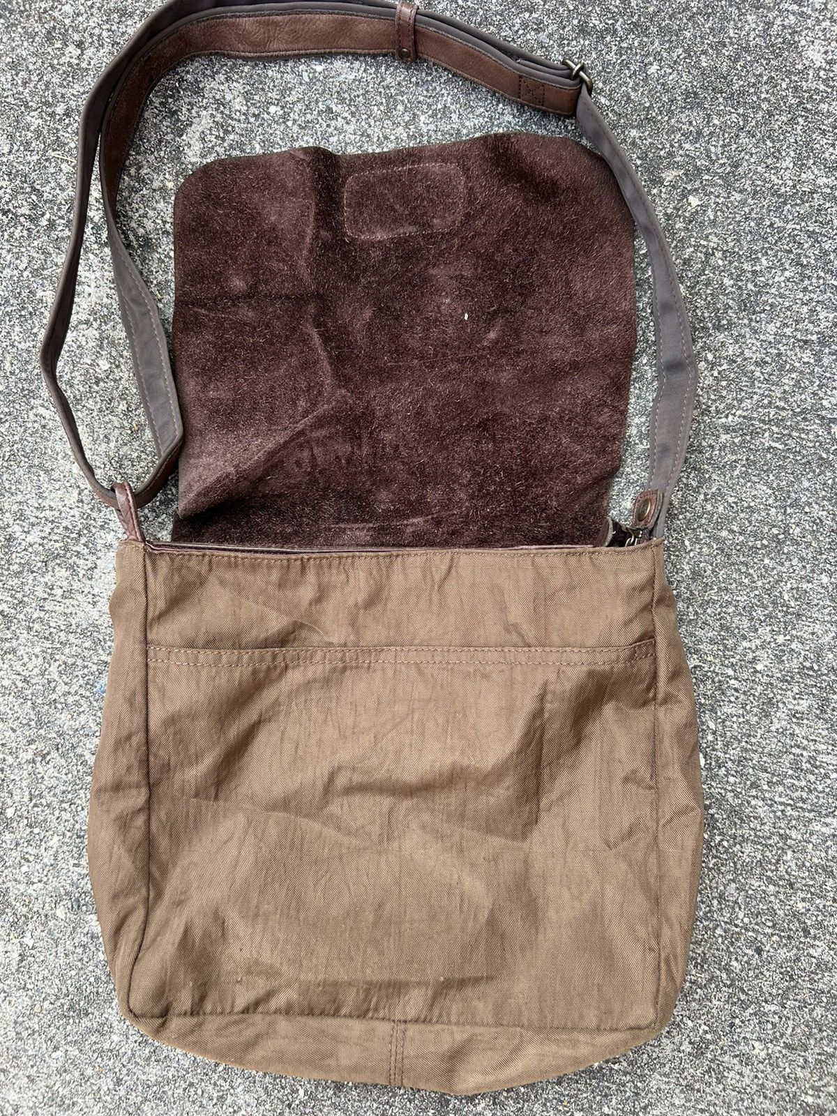 Leather VTG Ibiza Japan Patina Hybrid Leather Sling Bag Size ONE SIZE - 12 Thumbnail