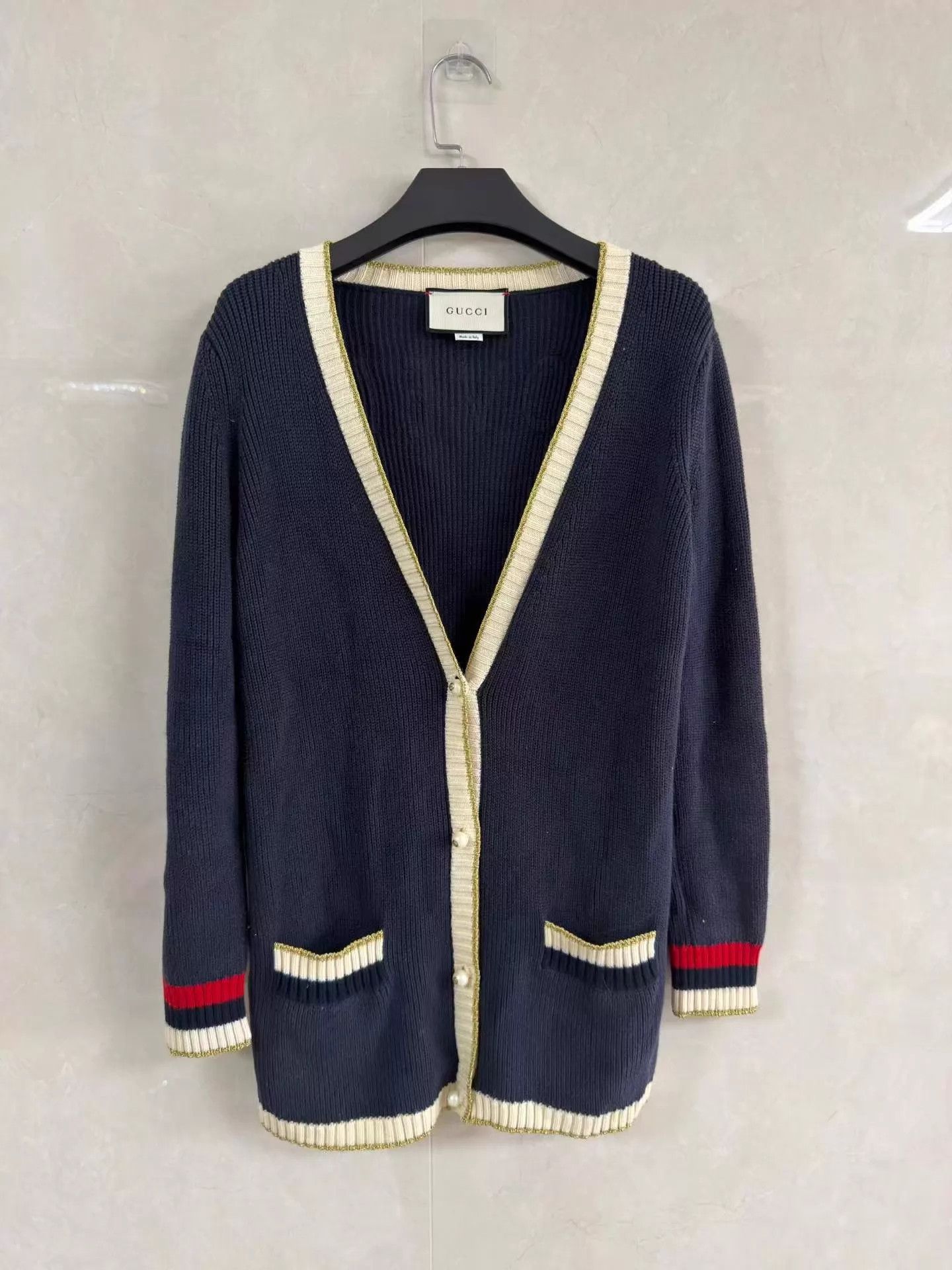 Gucci Gucci Gold Thread Pearl Button Cardigan XS Mint Size XS / US 0-2 / IT 36-38 - 1 Thumbnail