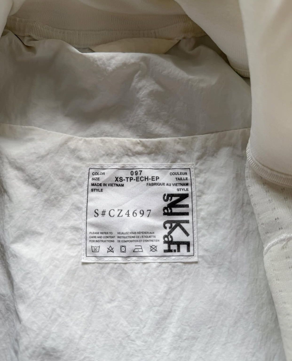 Sacai Nike X Sacai Double Layer Sports Hooded Bomber Jacket Size US XS / EU 42 / 0 - 12 Thumbnail