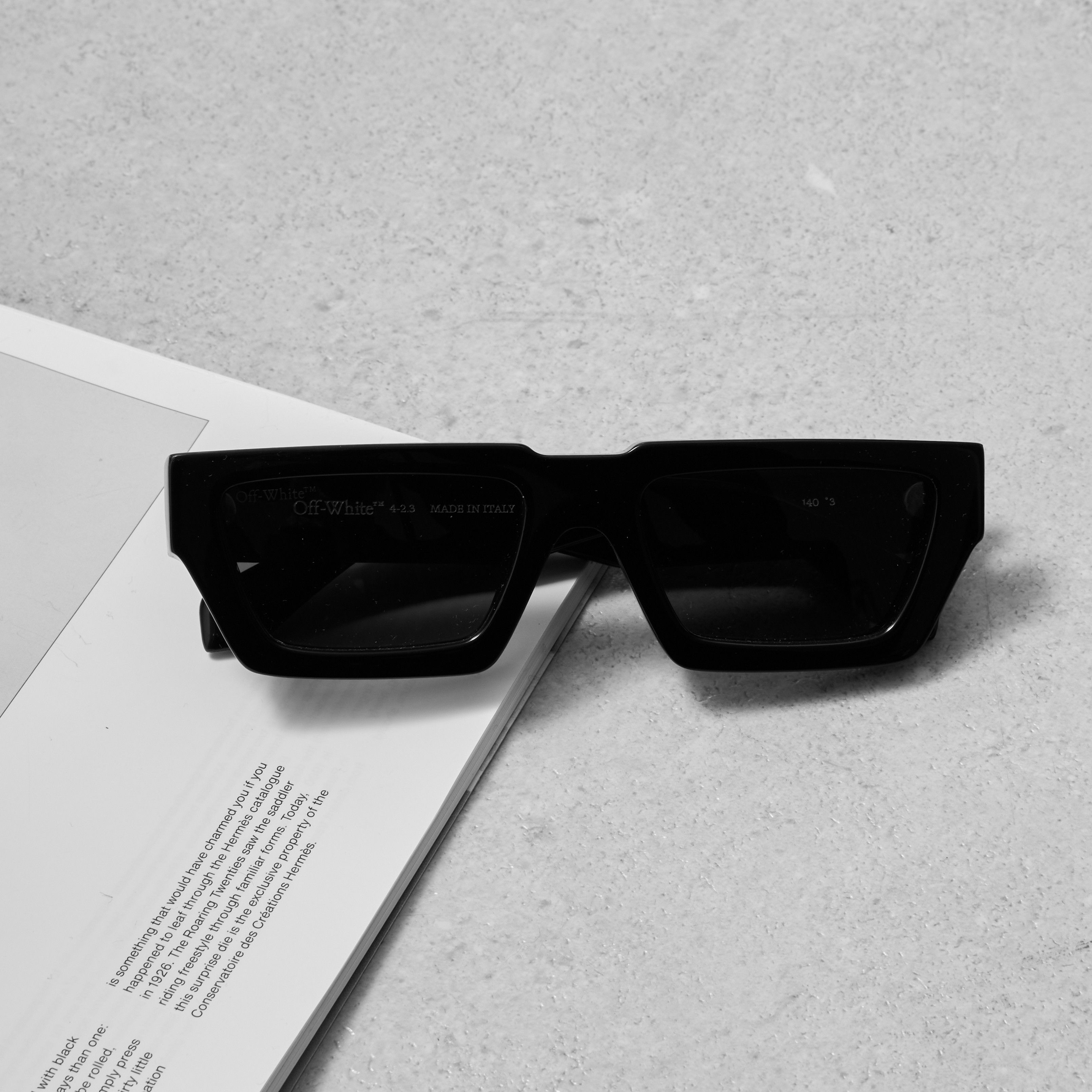 Off-White OFF WHITE Manchester Rectangular Fram Sunglasses Size ONE SIZE - 2 Thumbnail