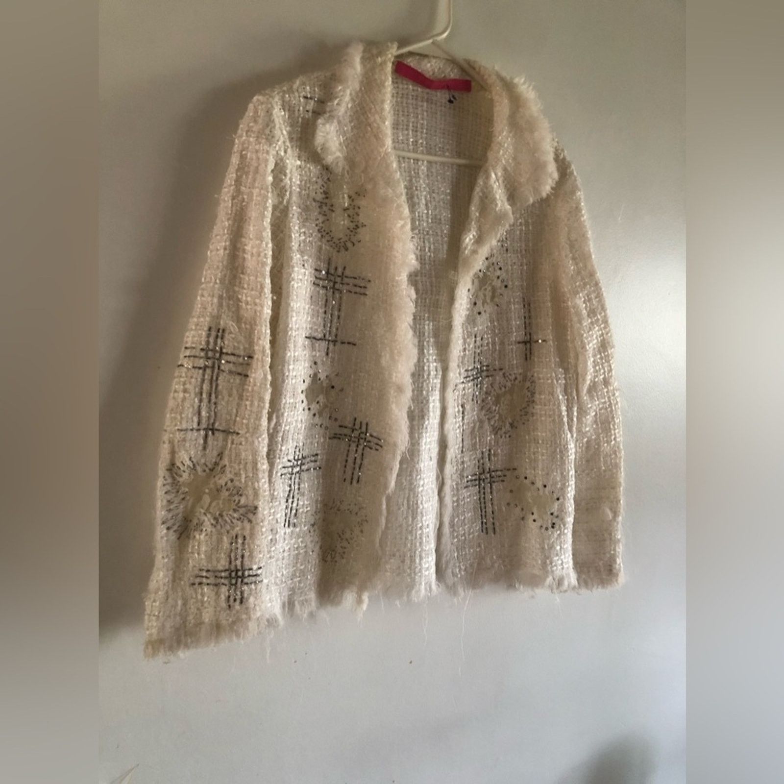Emanuel Ungaro White Tweed Jacket Blazer by Emanuel Ungaro Size M / US 6-8 / IT 42-44 - 4 Thumbnail