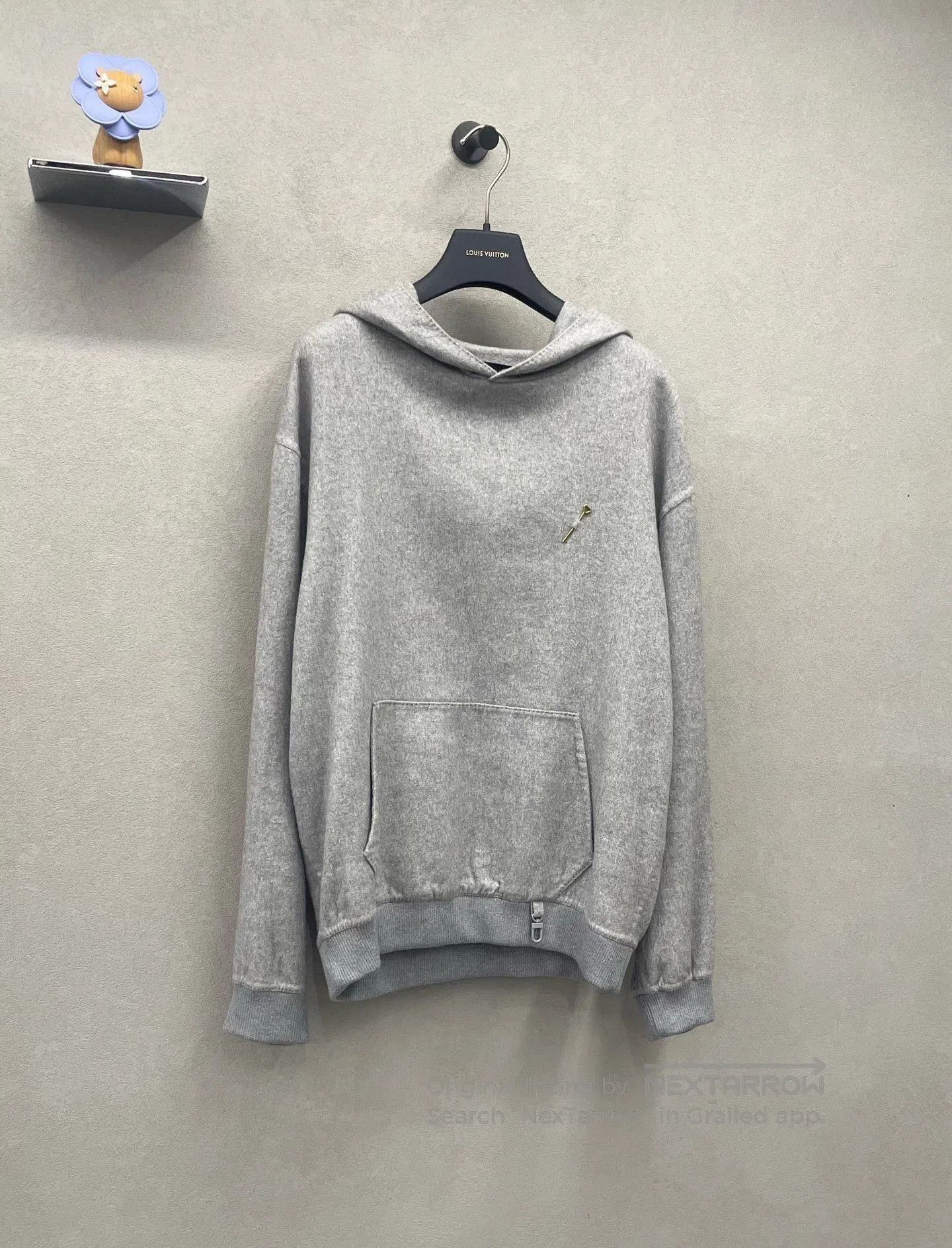 Louis Vuitton LV Gray Cashmere Hoodie. Size US L / EU 52-54 / 3 - 3 Thumbnail