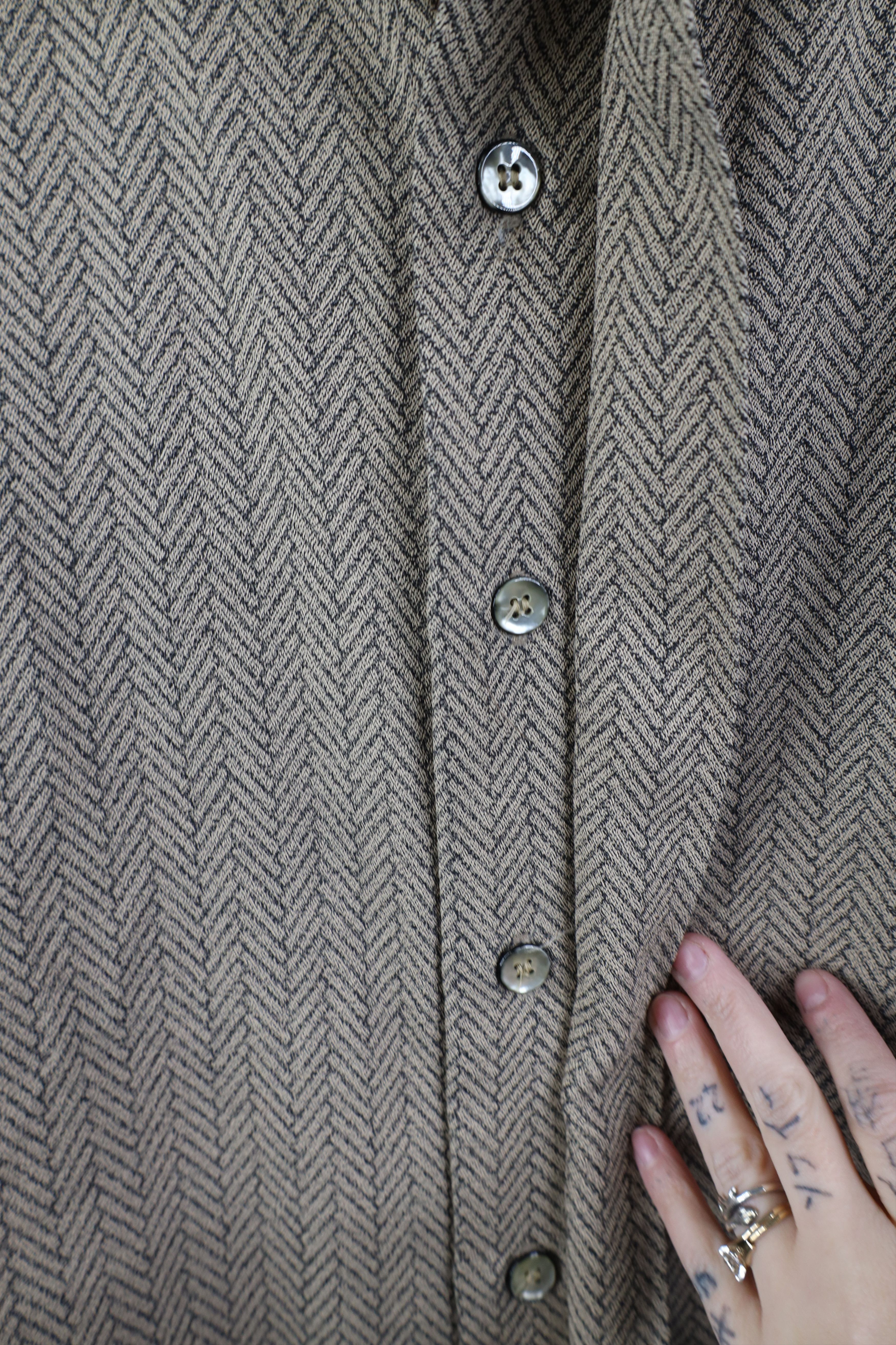 Vintage Vintage 90s Streetwear Herringbone Collared Button Shirt Size US L / EU 52-54 / 3 - 5 Thumbnail