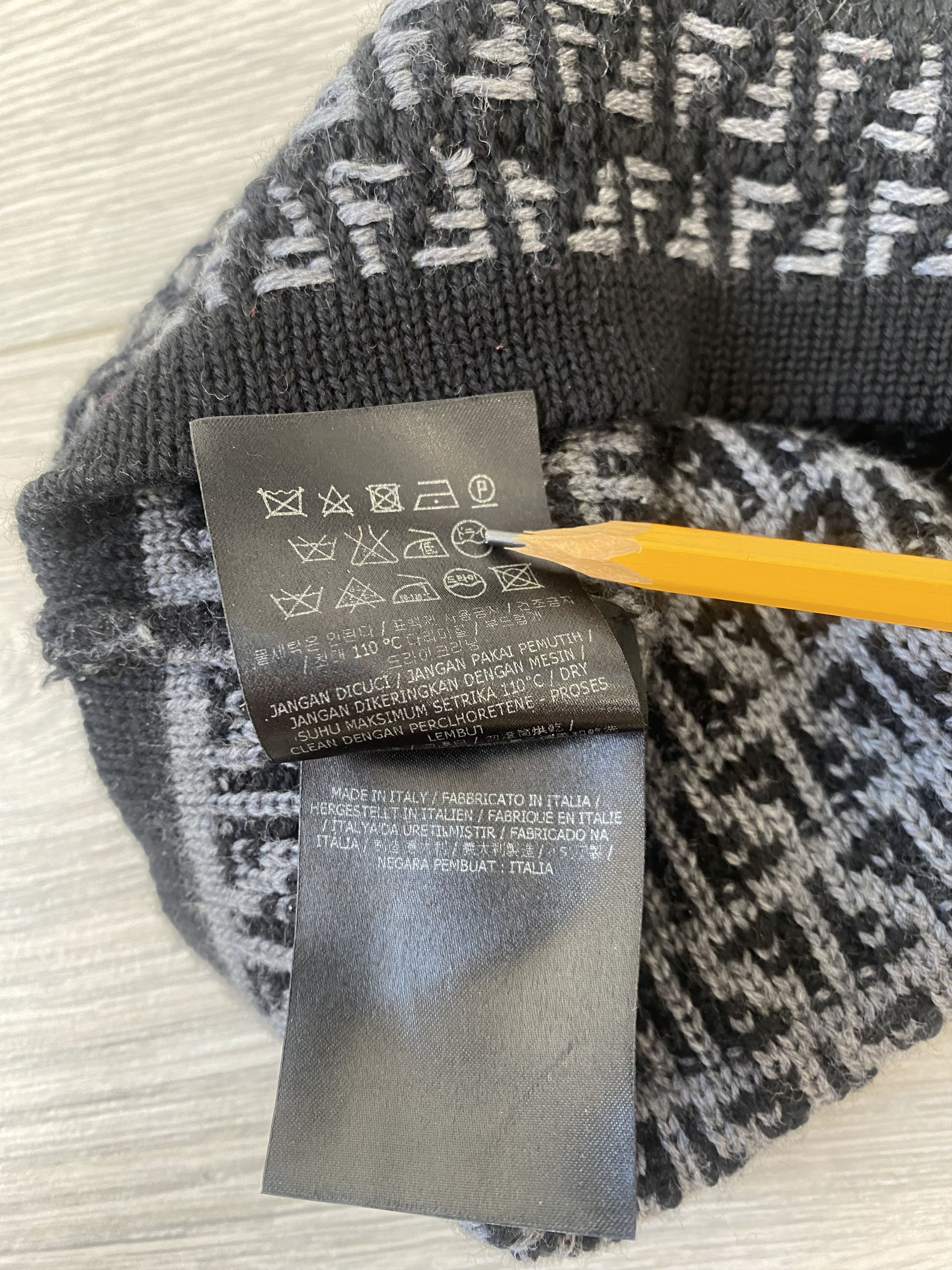 Fendi Fendi Monogram Wool Beanie Size ONE SIZE - 4 Thumbnail