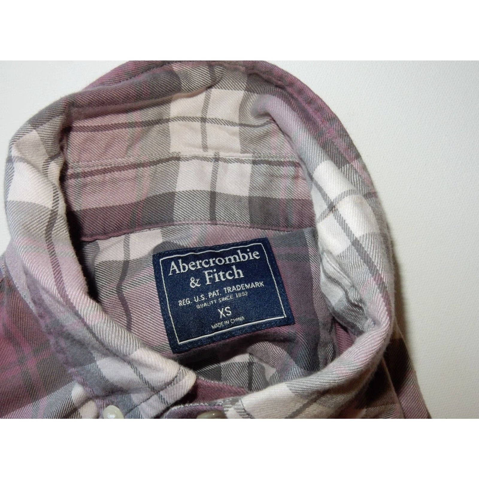 Abercrombie & Fitch Abercrombie & Fitch Long Sleeve Plaid Button-Up Shirt Adult XS Pink Mens Size US XS / EU 42 / 0 - 3 Thumbnail