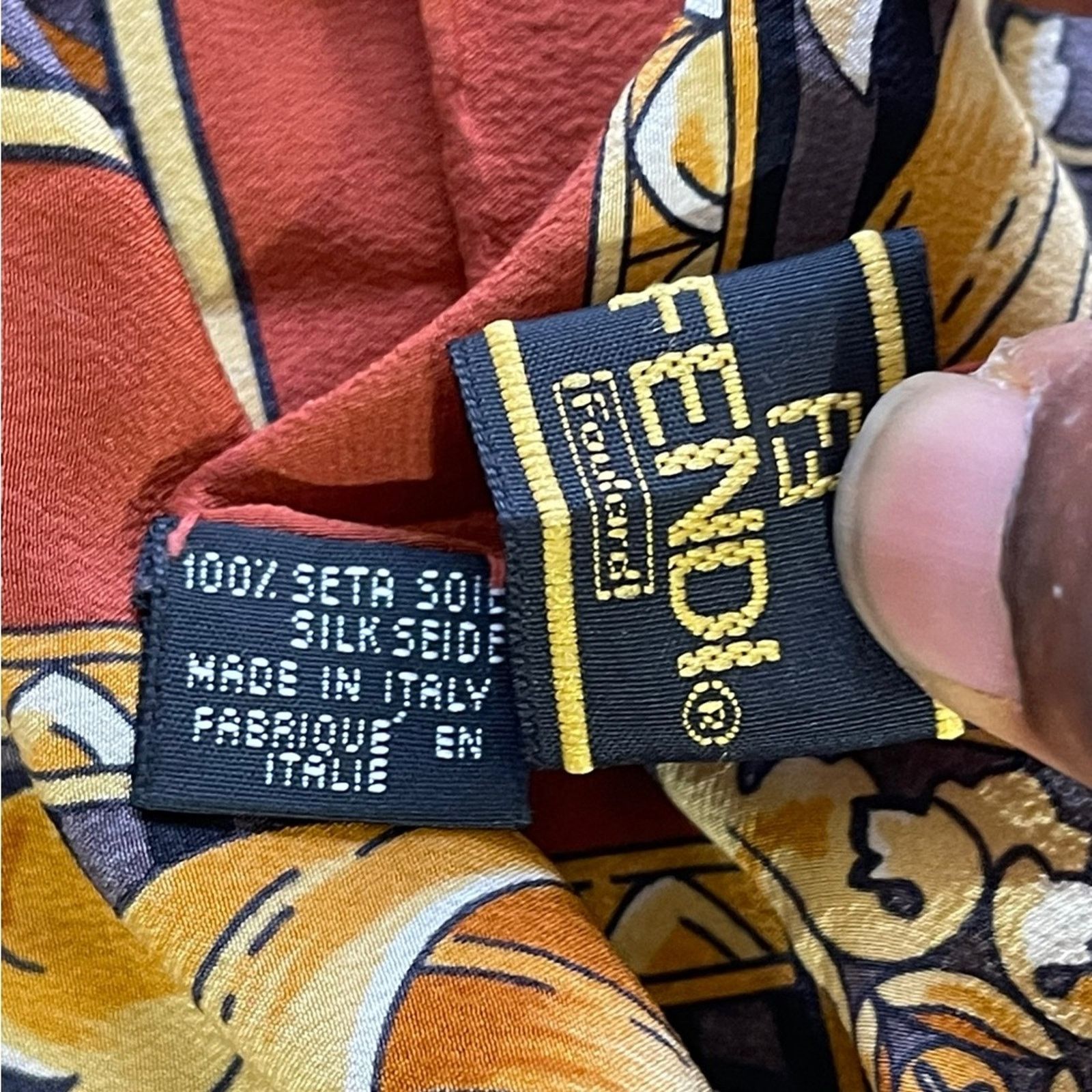 Fendi FENDI Scarf 100% Silk Made in Italy. Size ONE SIZE - 7 Thumbnail