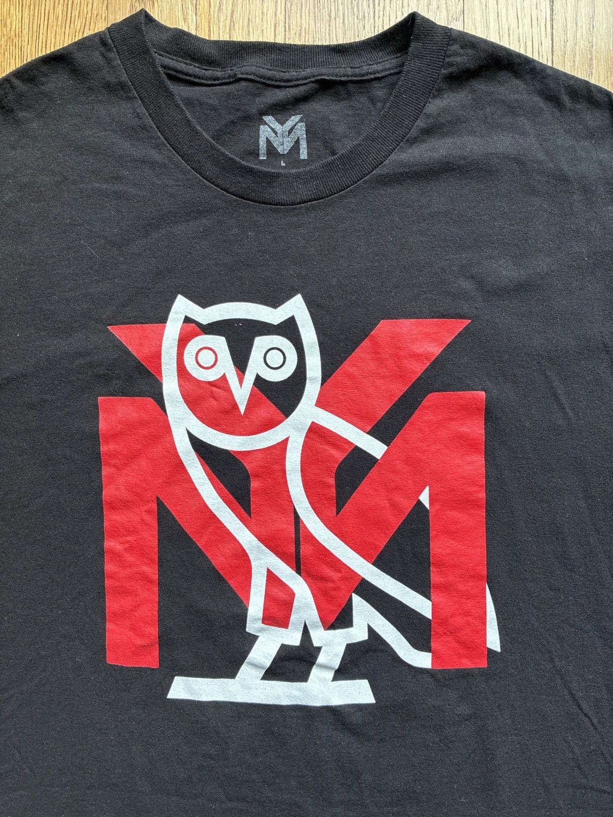 Drake × Lil Wayne × October's Very Own Drake OVO x Lil Wayne x Young Money Tour Tee Sz L Size US L / EU 52-54 / 3 - 3 Thumbnail
