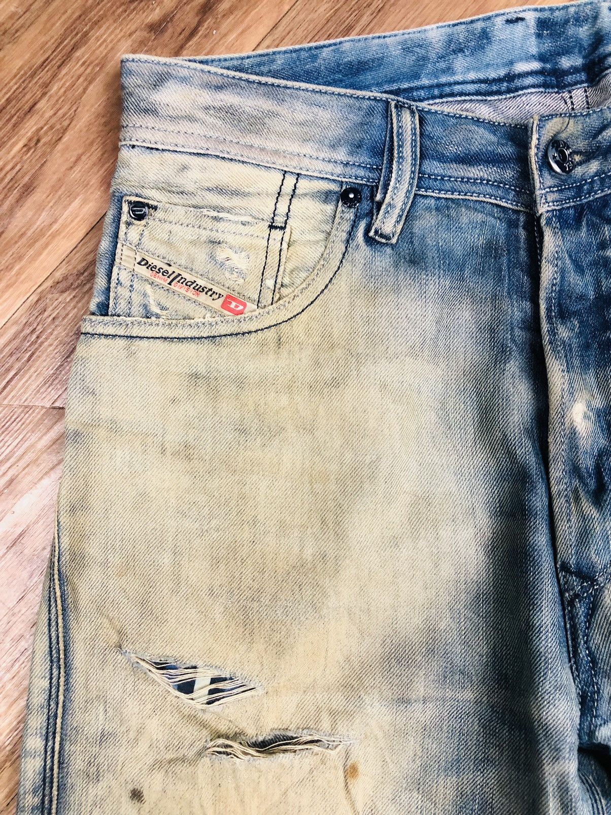 Diesel Diesal Industry Distress Jeans (36) Size US 28 / EU 44 - 7 Thumbnail