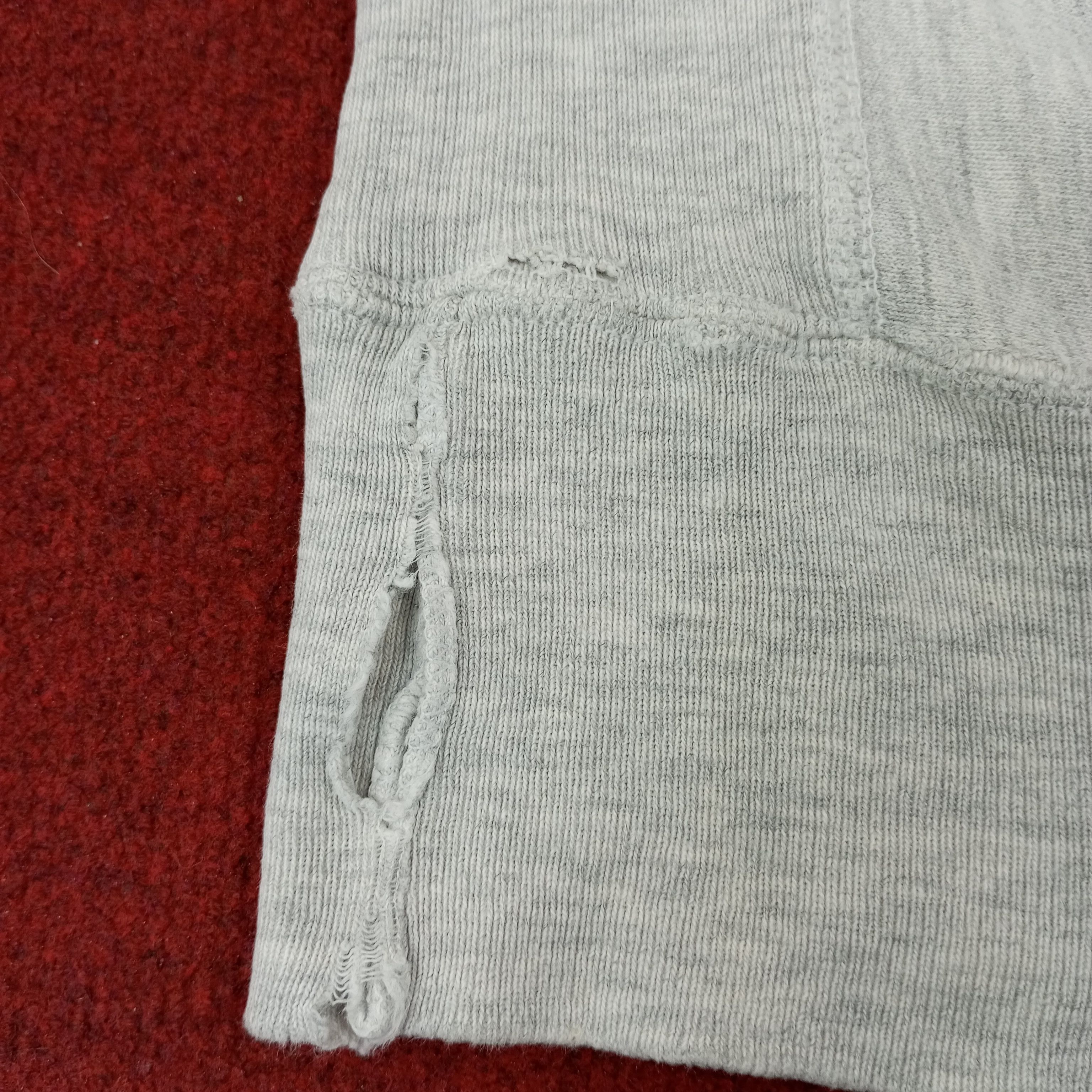 Champion × NFL × Vintage Maryland Football Distressed Champion Sweatshirt Size US S / EU 44-46 / 1 - 8 Thumbnail