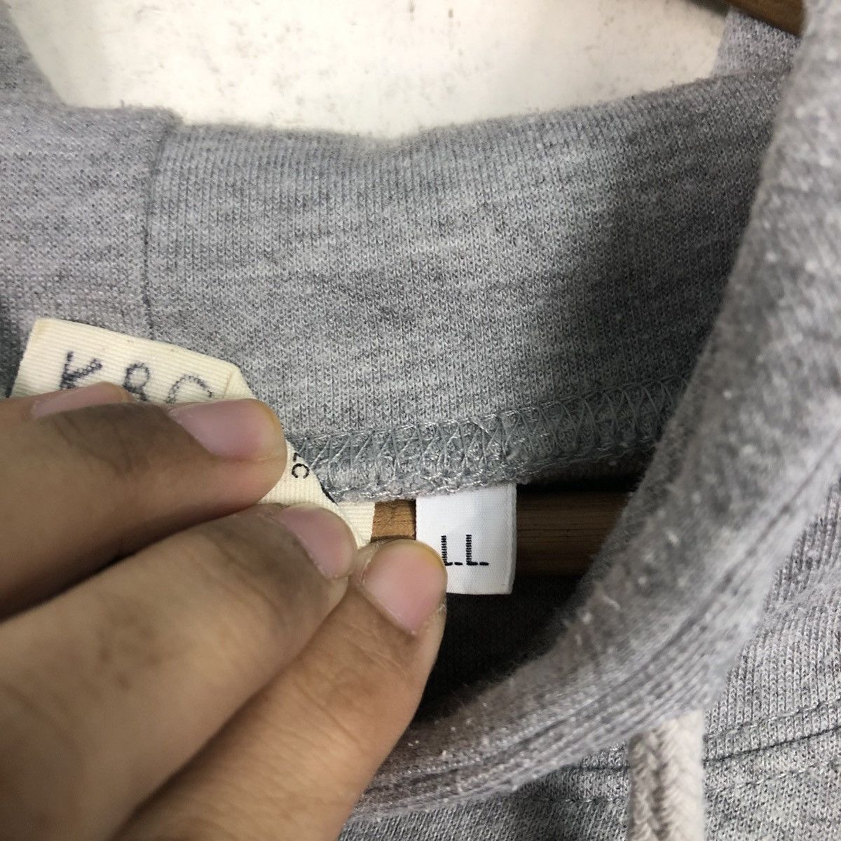 Japanese Brand 📌Vintage Hoodie Pull Over Peanuts Big Logo Over Print Size US L / EU 52-54 / 3 - 19 Thumbnail